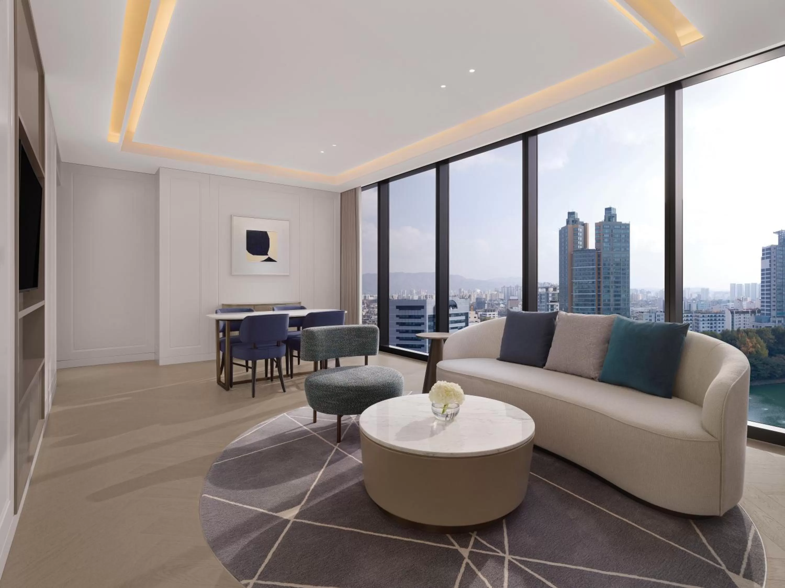 Living room in Sofitel Ambassador Seoul Hotel & Serviced Residences