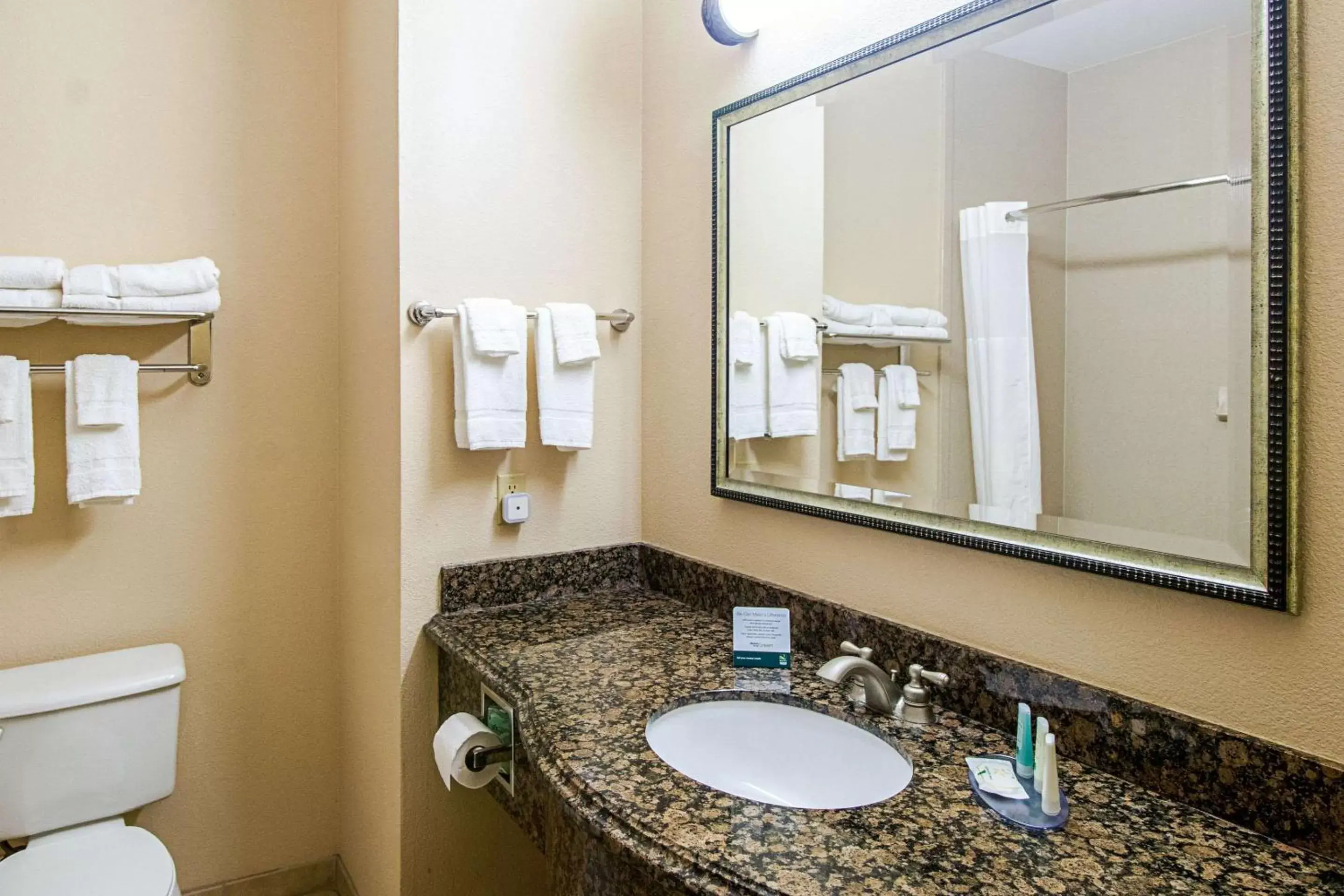 Bedroom, Bathroom in Quality Inn & Suites