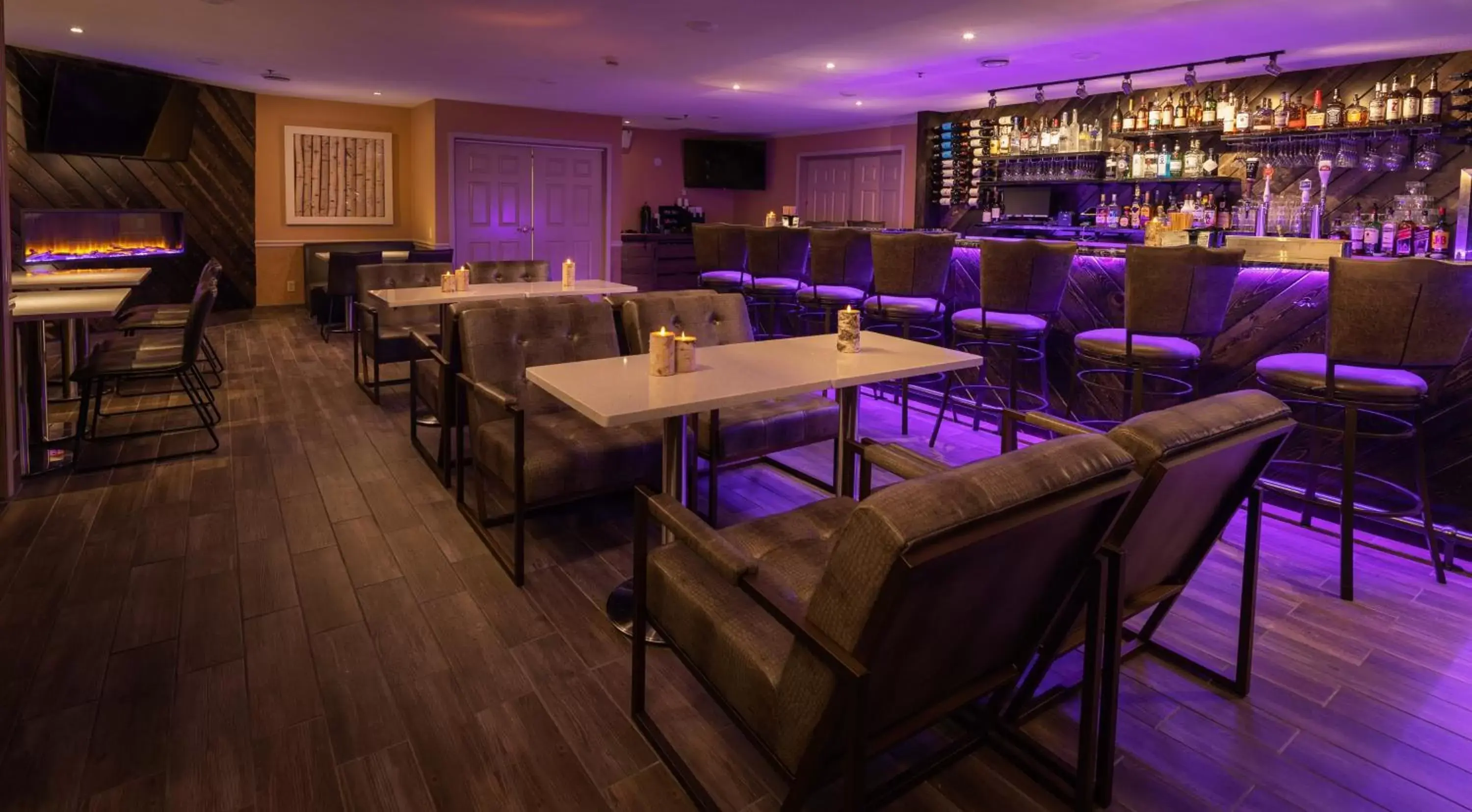 Lounge or bar, Lounge/Bar in Wyndham Garden Galena Hotel & Day Spa