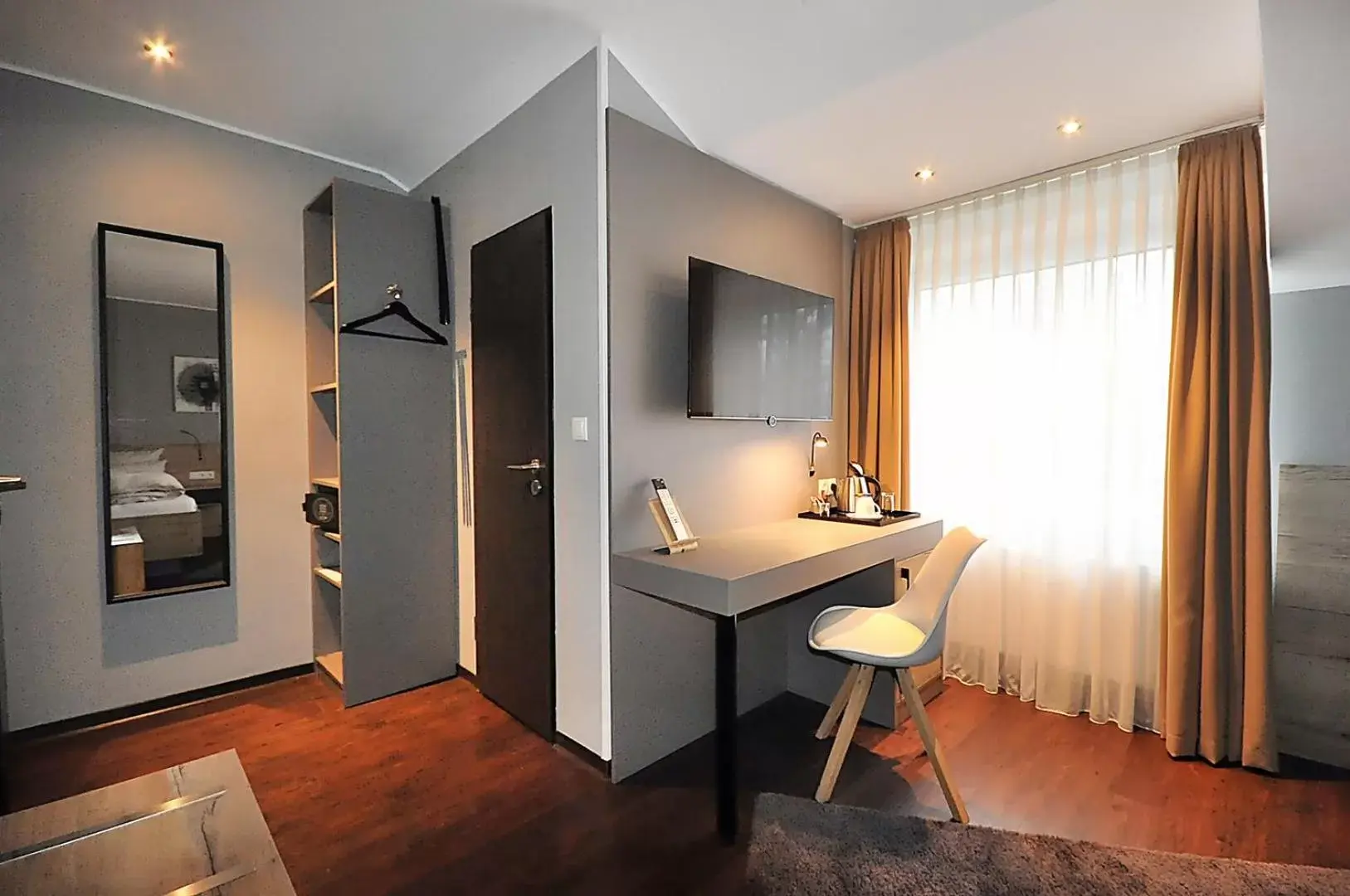 Photo of the whole room, Bathroom in Am Berghang