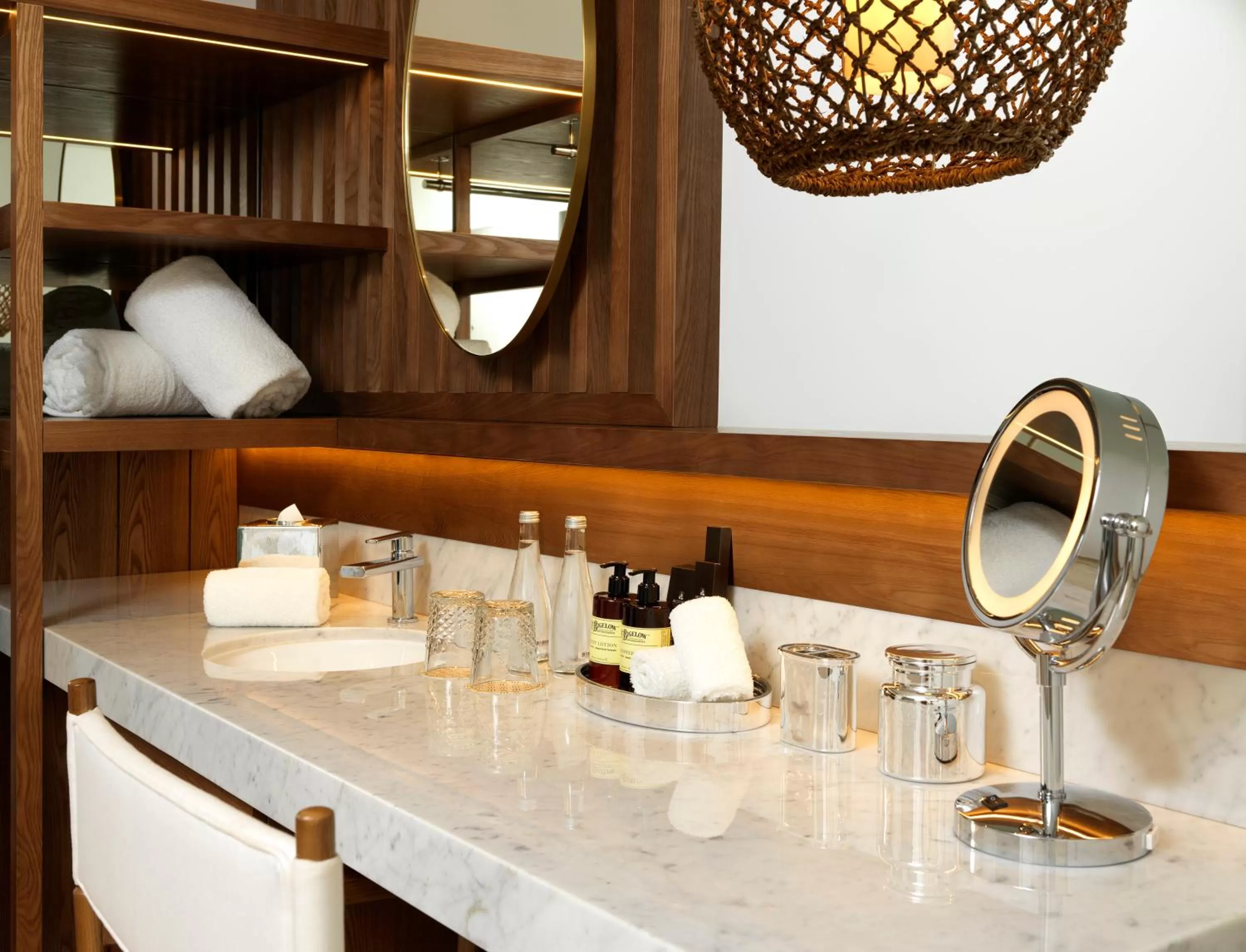 Bathroom in ME Cabo by Meliá