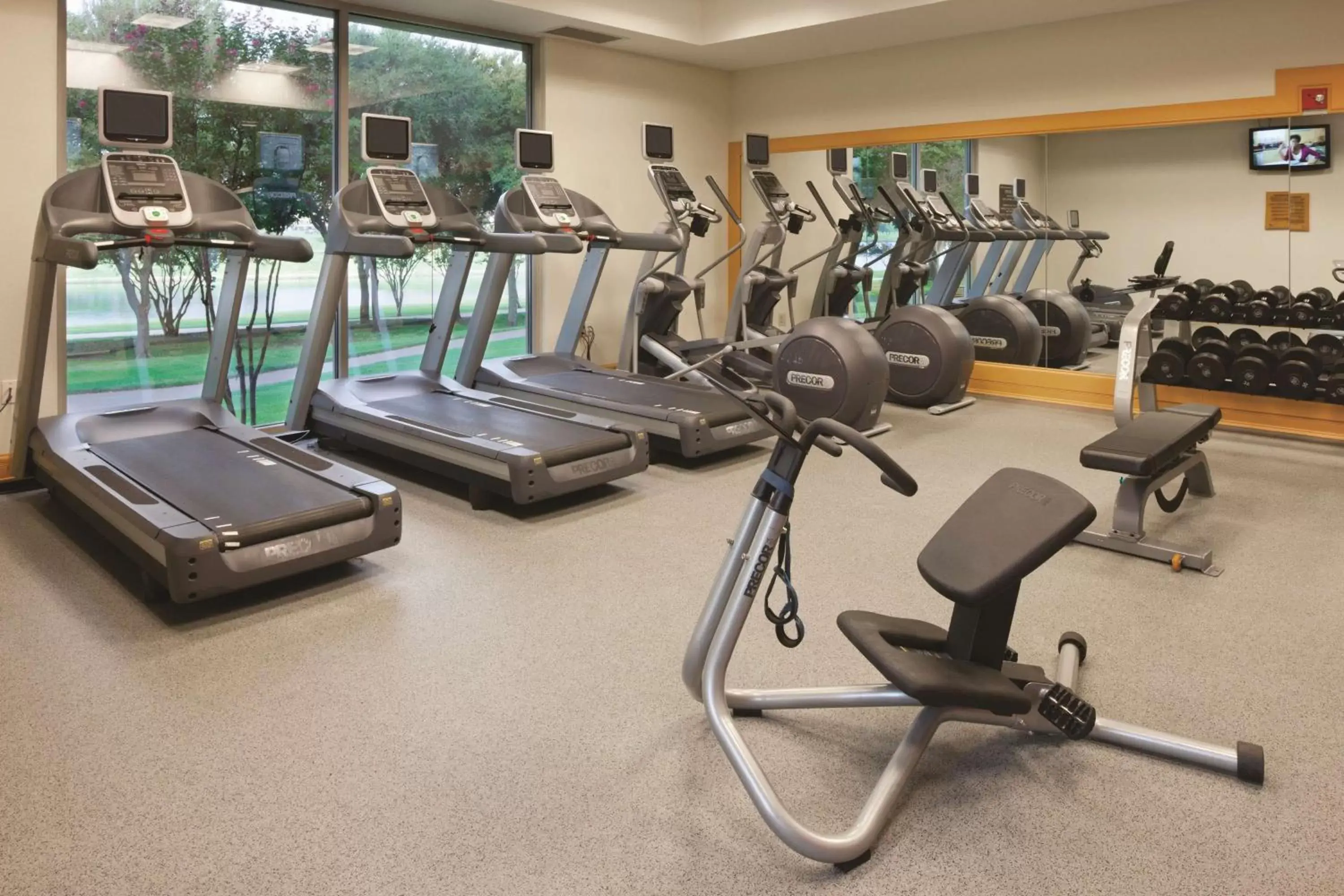 Fitness centre/facilities, Fitness Center/Facilities in DoubleTree by Hilton Dallas-Farmers Branch