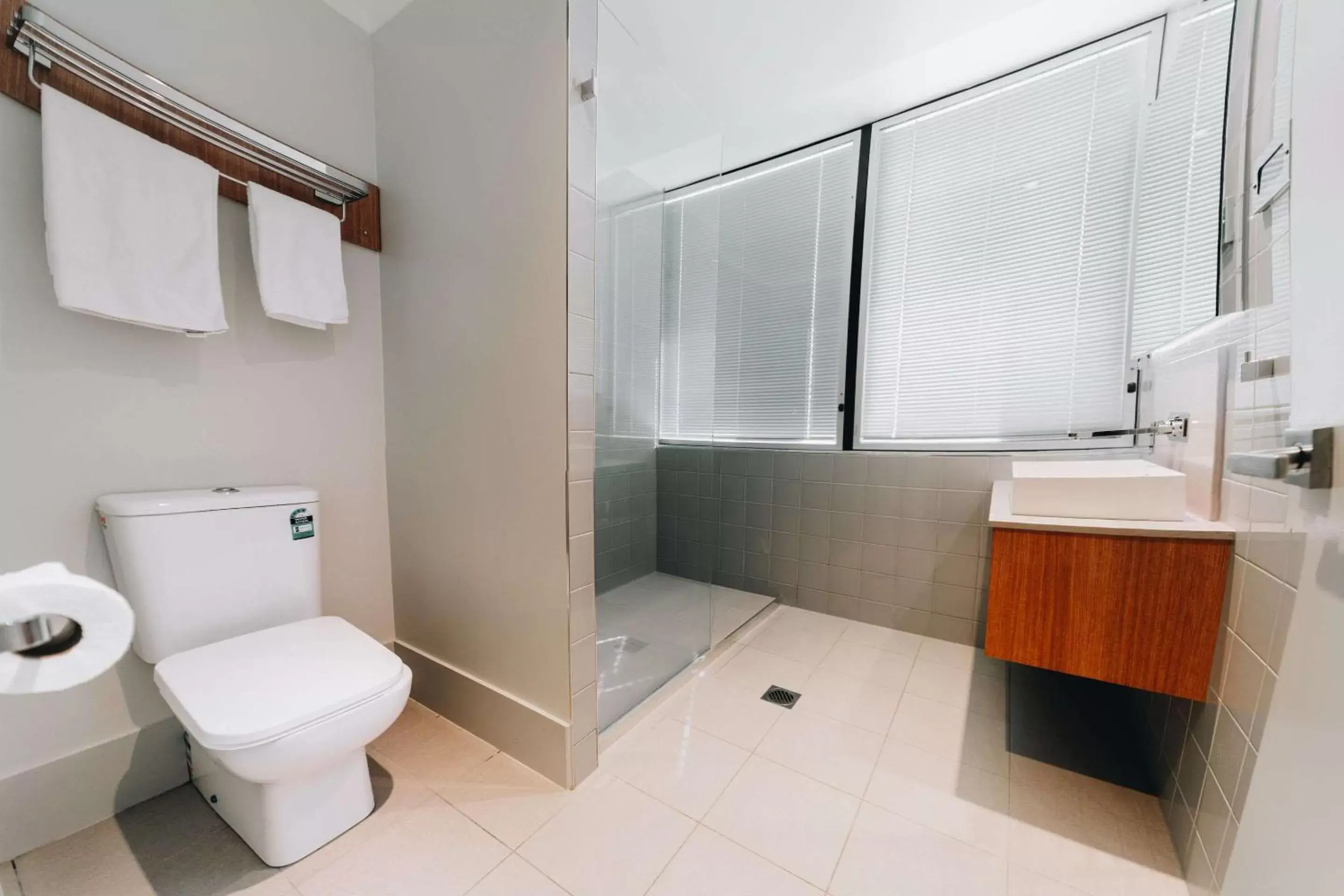Bedroom, Bathroom in Clarion Hotel Townsville