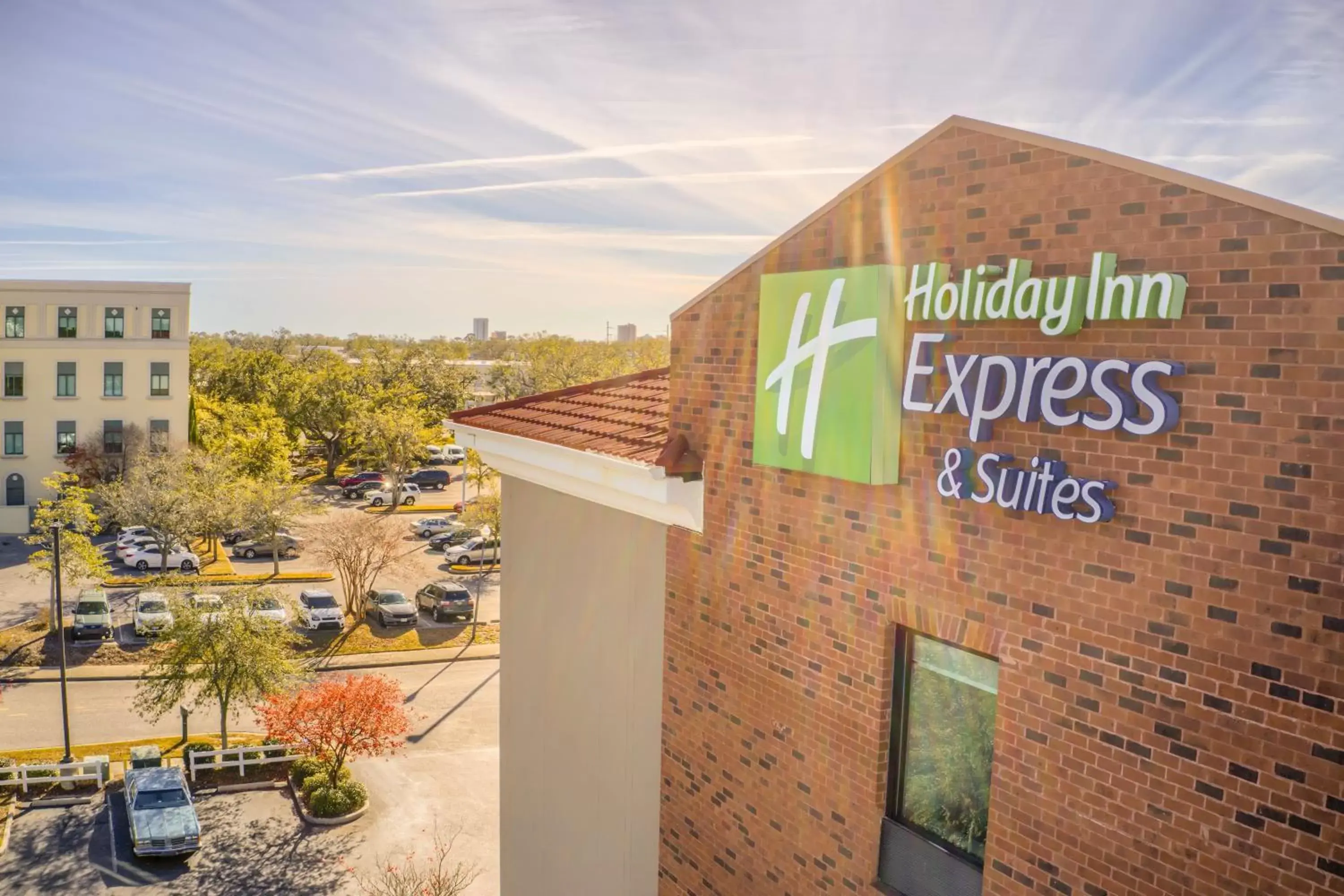 Property building in Holiday Inn Express Hotel & Suites Gulf Shores, an IHG Hotel