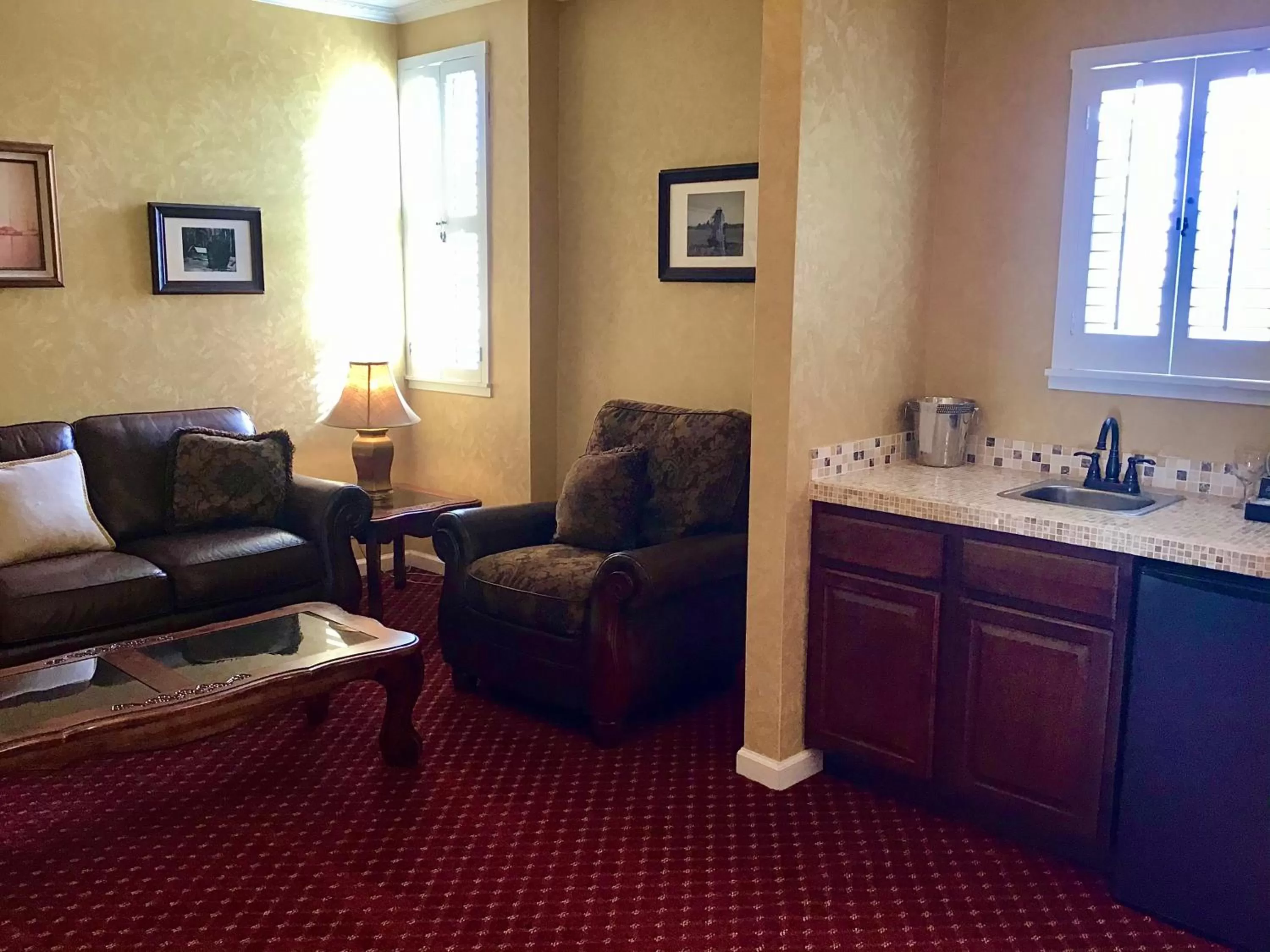 Seating area in Eureka Inn, Trademark Collection by Wyndham