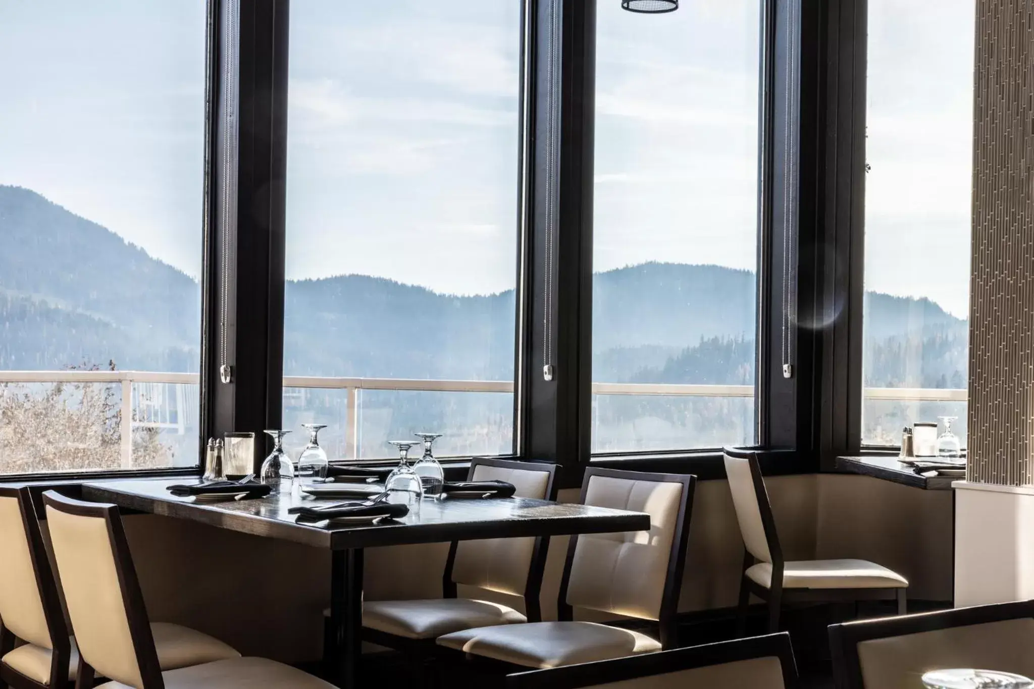 Restaurant/Places to Eat in Prestige Mountain Resort Rossland