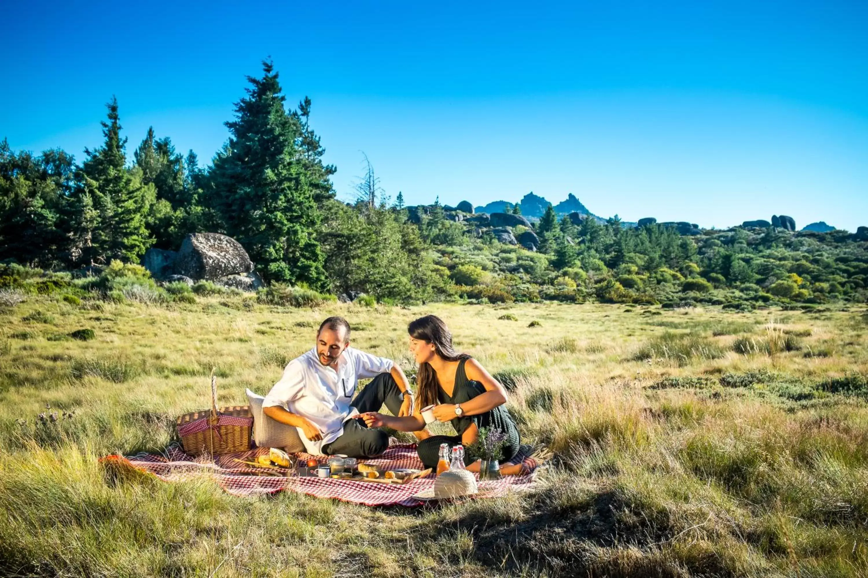 People, Family in Casa das Penhas Douradas - Burel Mountain Hotels