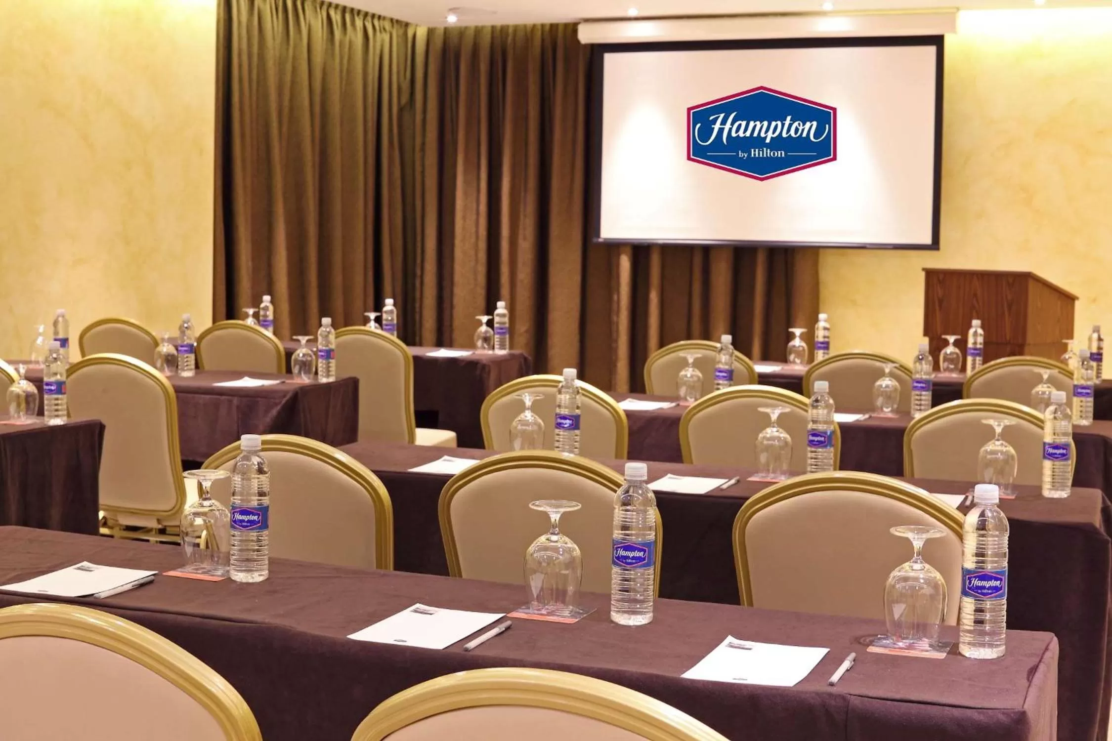 Meeting/conference room in Hampton by Hilton Panama