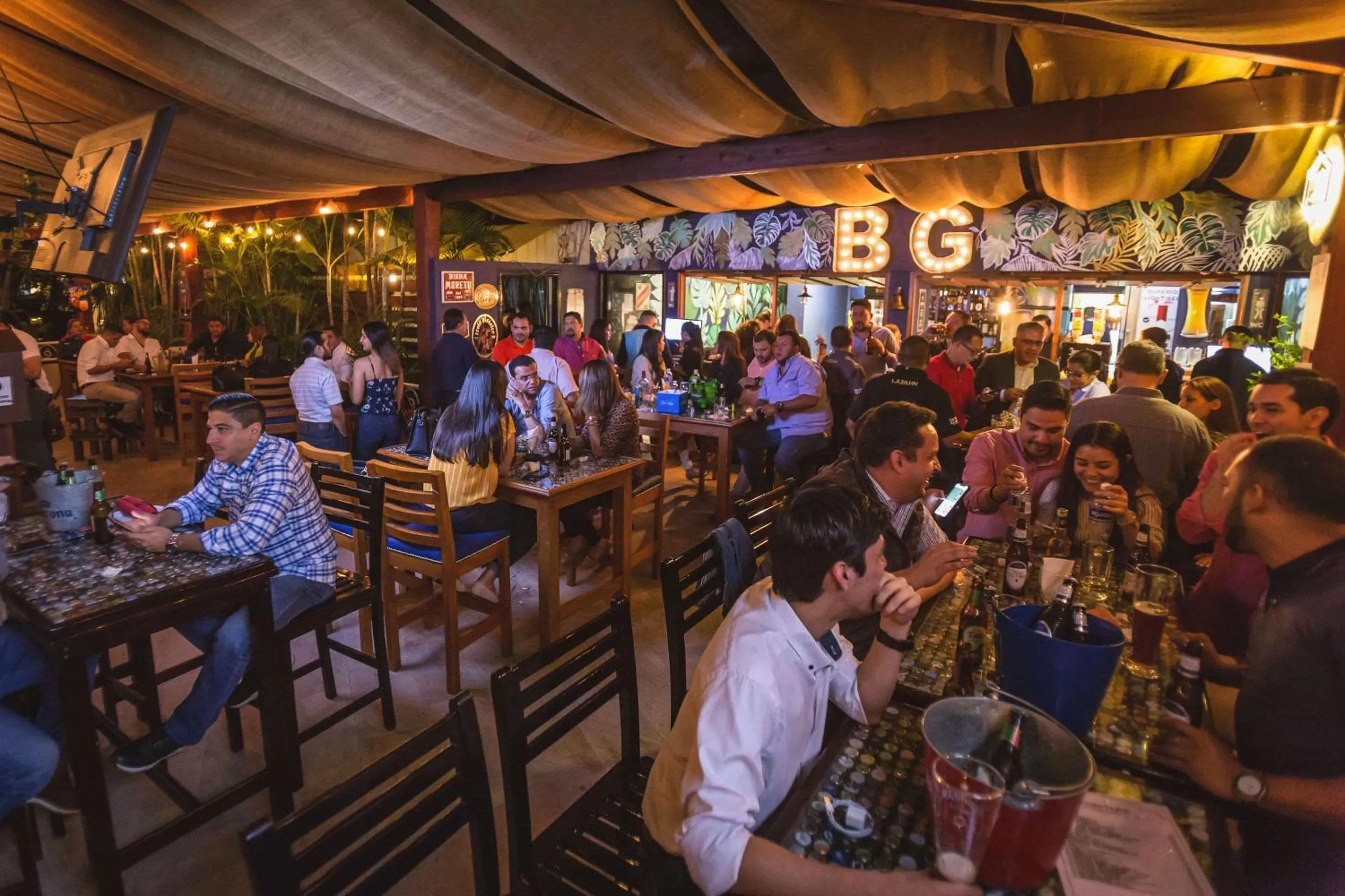 Restaurant/places to eat in Clarion Hotel Real Tegucigalpa