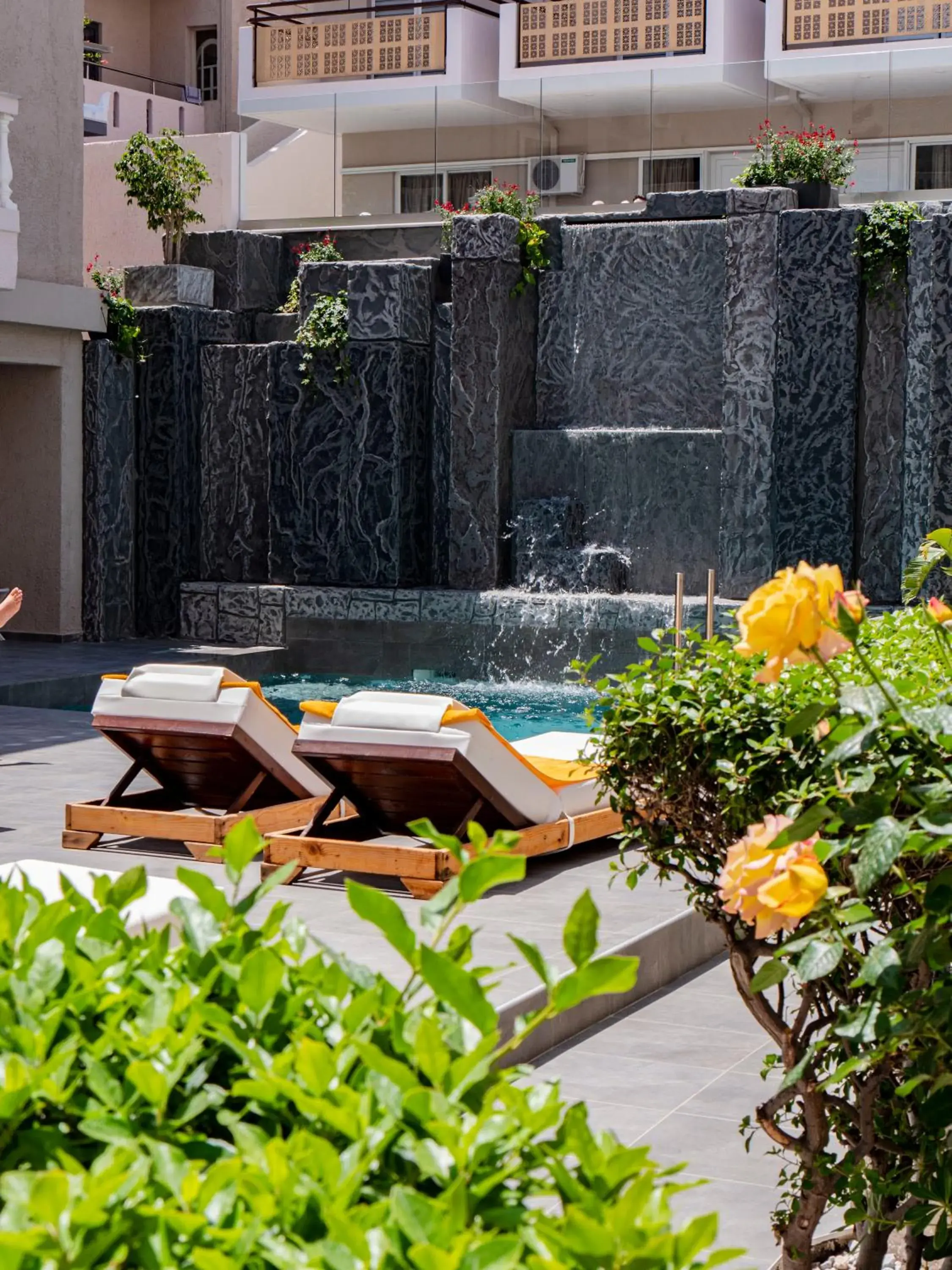 Swimming Pool in Elmi Beach Hotel & Suites