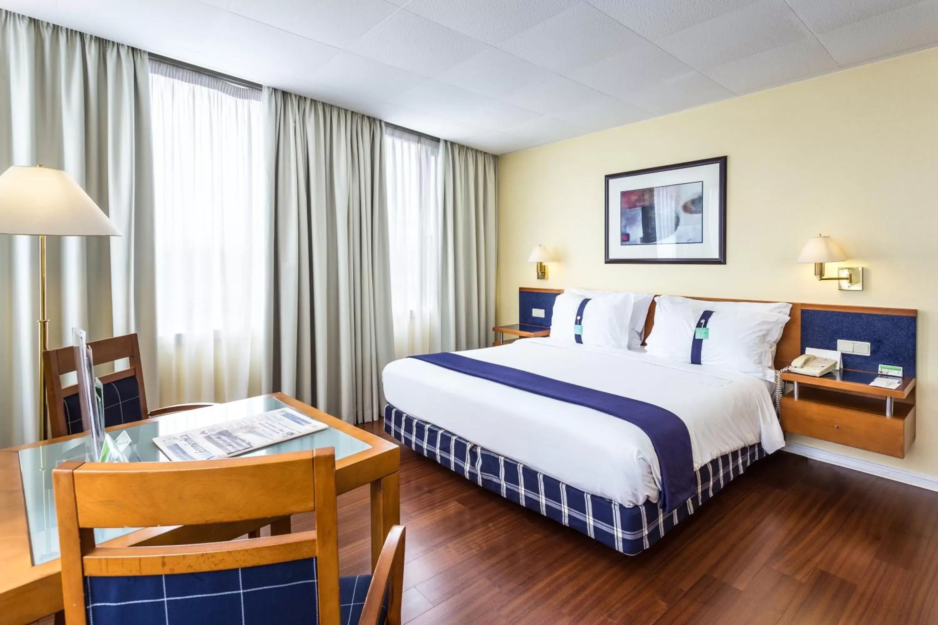 Bedroom in Holiday Inn Lisbon, an IHG Hotel