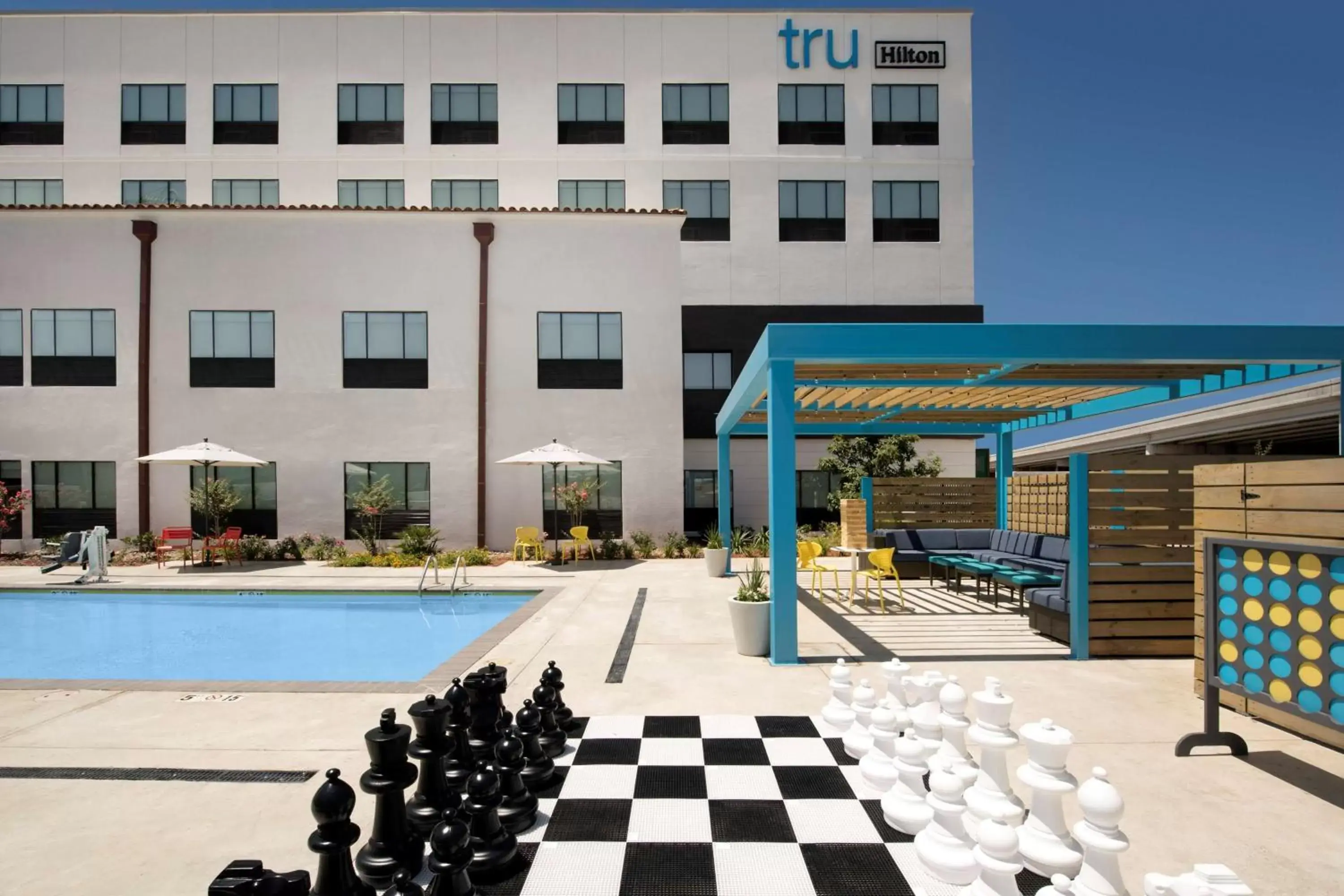 Property building, Swimming Pool in Tru By Hilton San Antonio Downtown Riverwalk