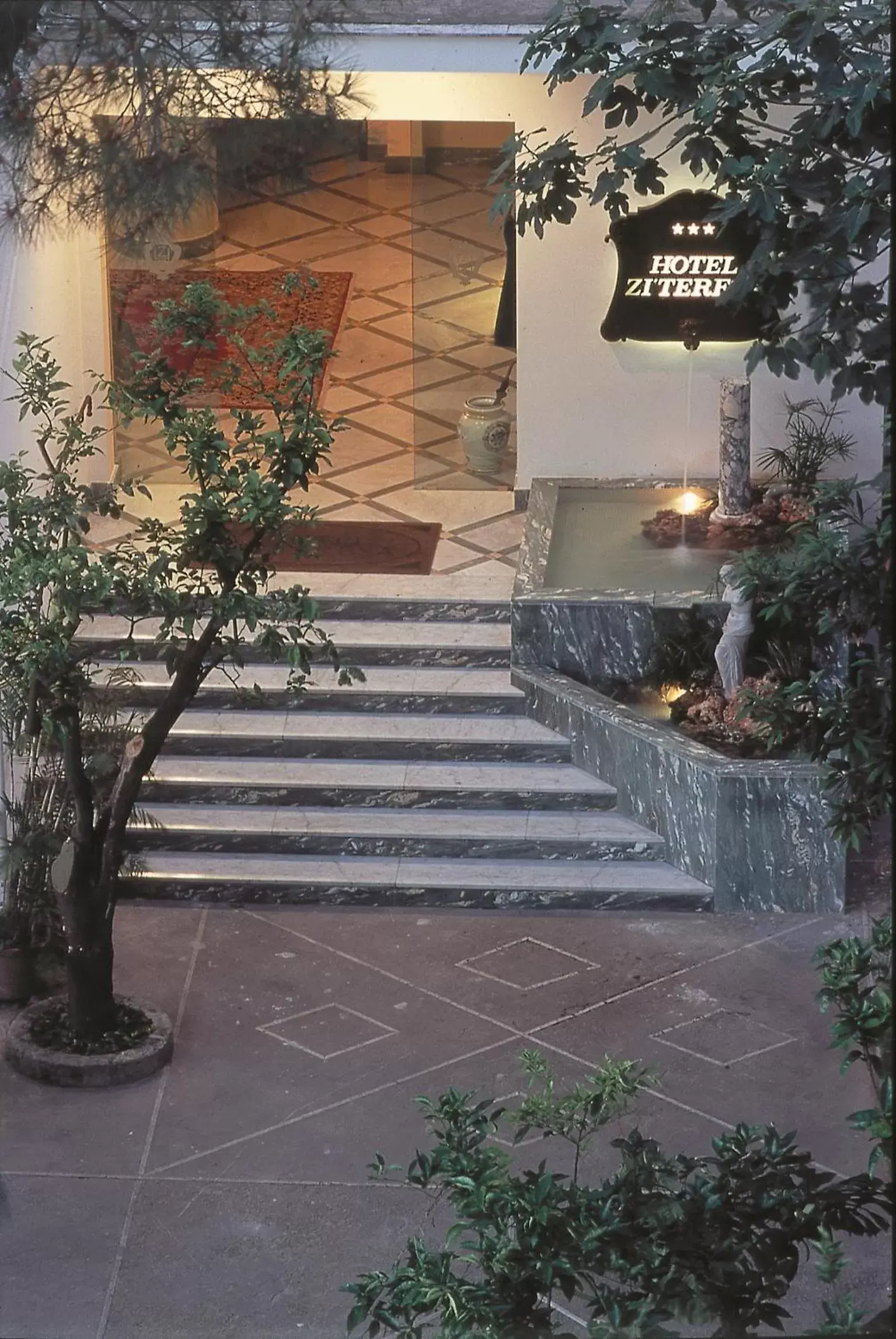 Facade/entrance in Hotel Zi' Teresa