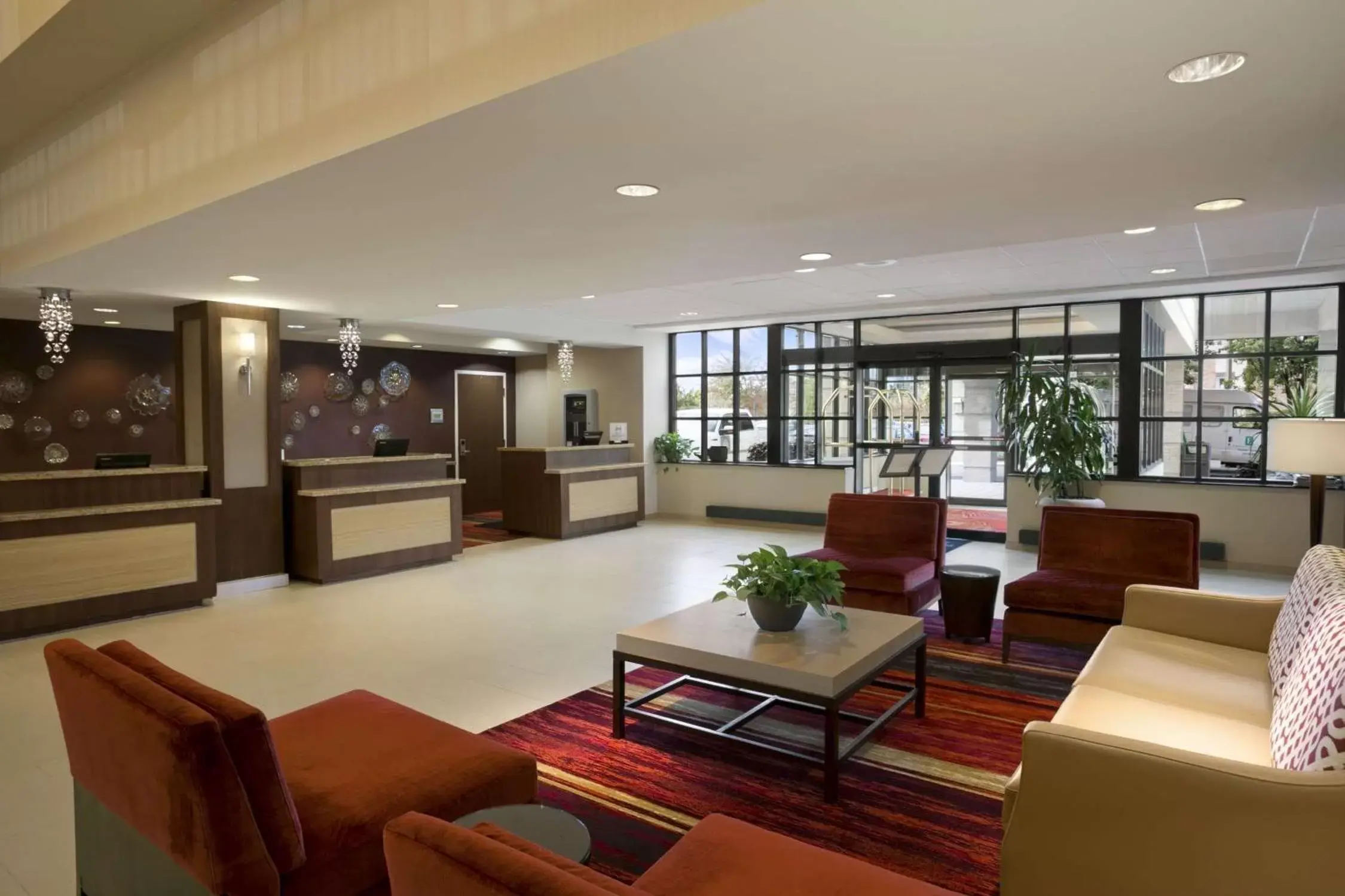 Lobby or reception, Lobby/Reception in Embassy Suites Cleveland - Beachwood