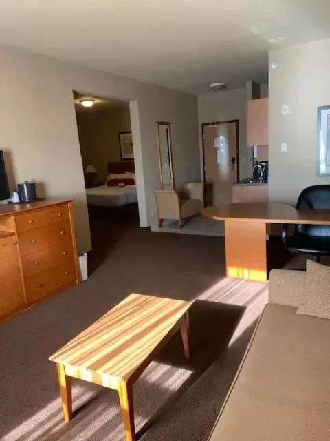 Dining Area in Canalta Rimbey