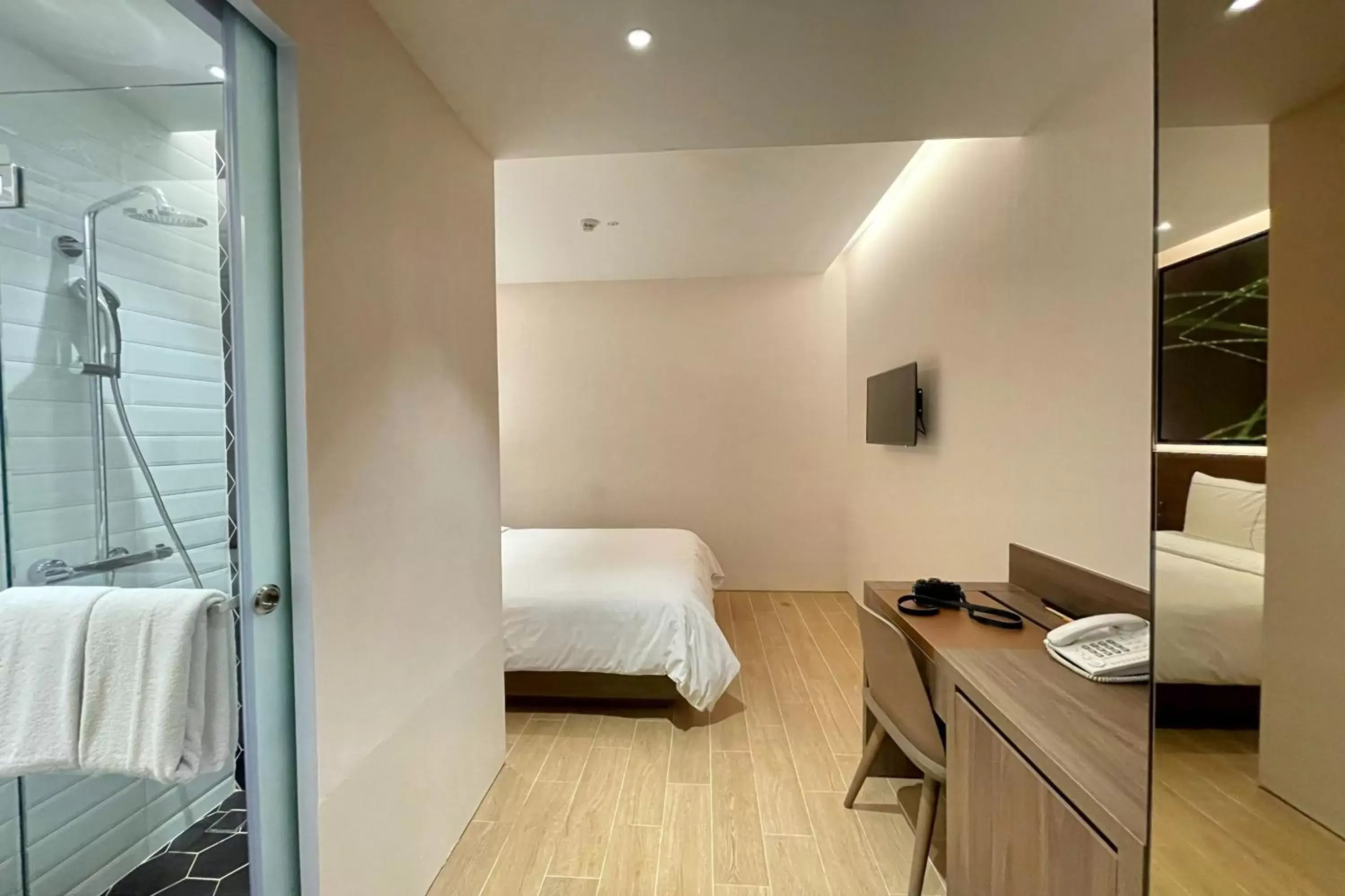 Bedroom, Bed in L Hotel Premier By Lion Peak
