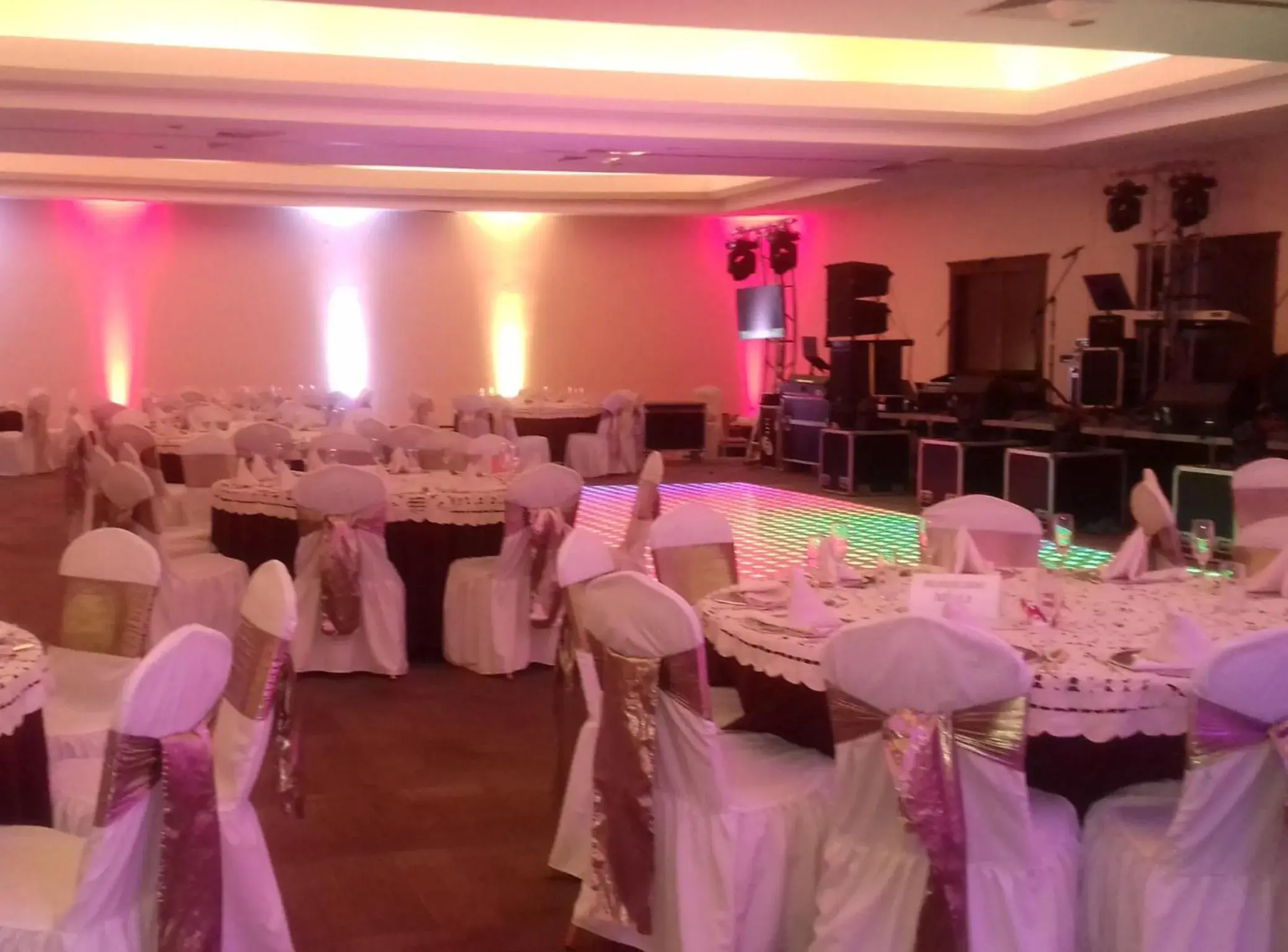 Banquet/Function facilities, Banquet Facilities in Hotel Hacienda Real