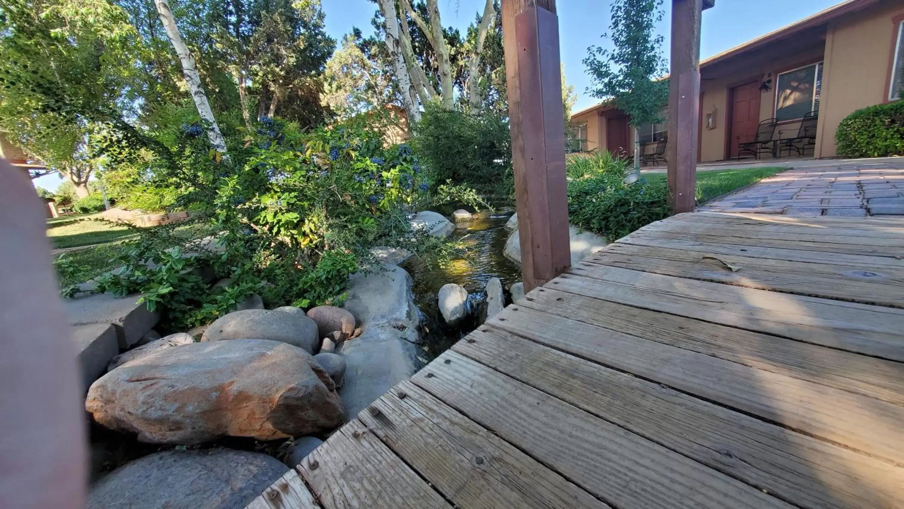 Garden in Sky Ranch Lodge