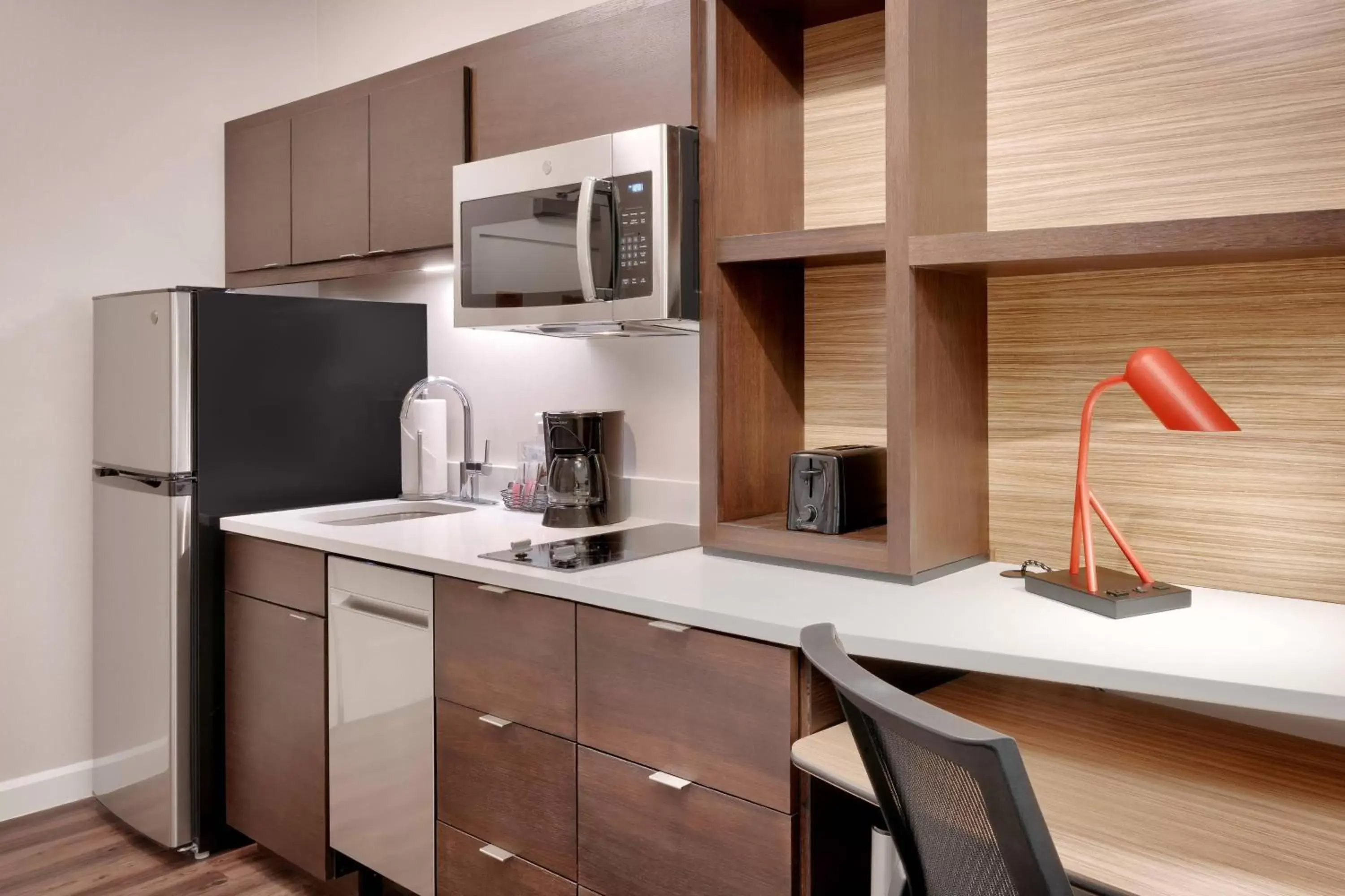 Kitchen or kitchenette, Kitchen/Kitchenette in TownePlace Suites by Marriott Salt Lake City Downtown