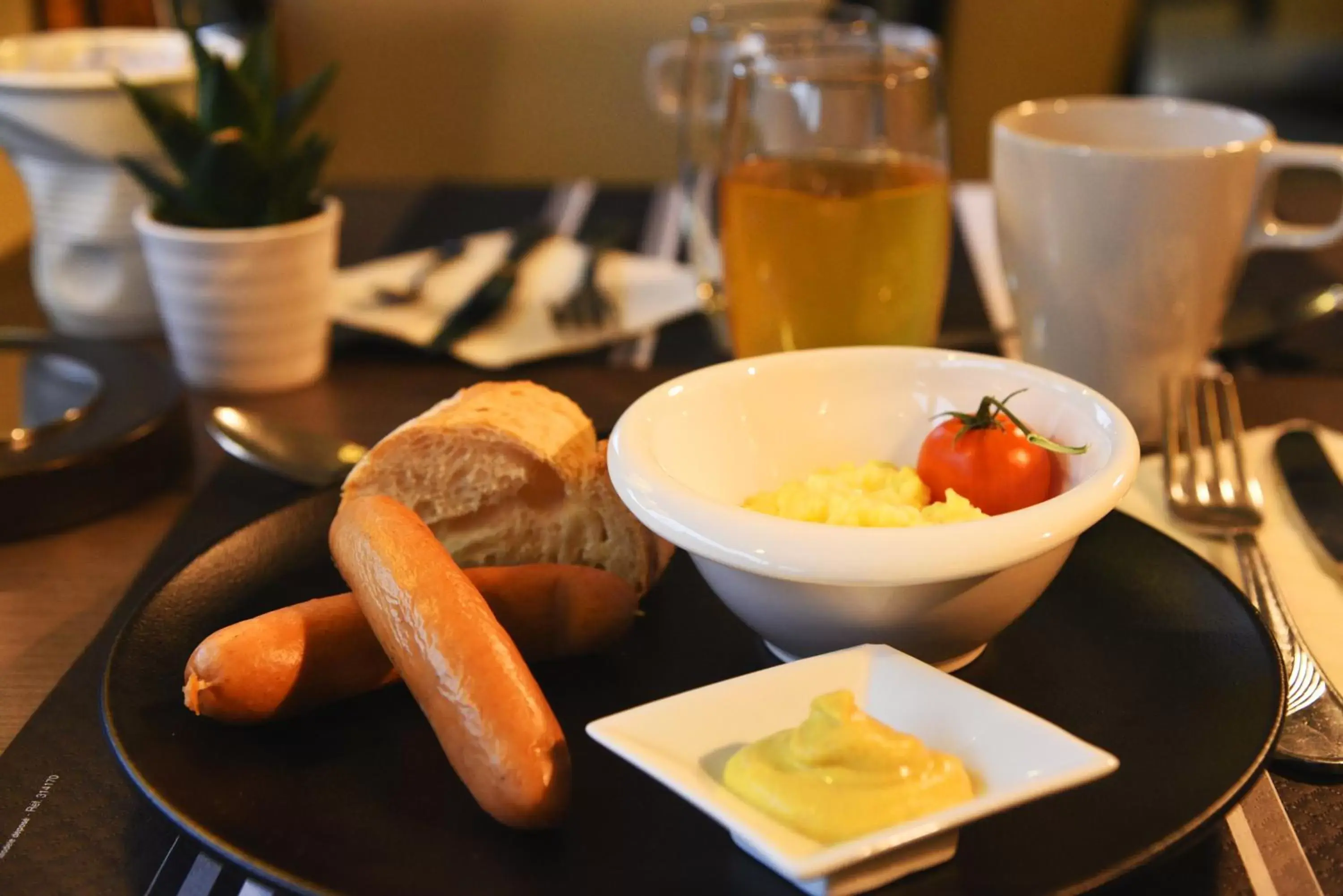 Breakfast in The Originals Boutique, Hôtel d'Alsace, Strasbourg Sud (Qualys-Hotel)