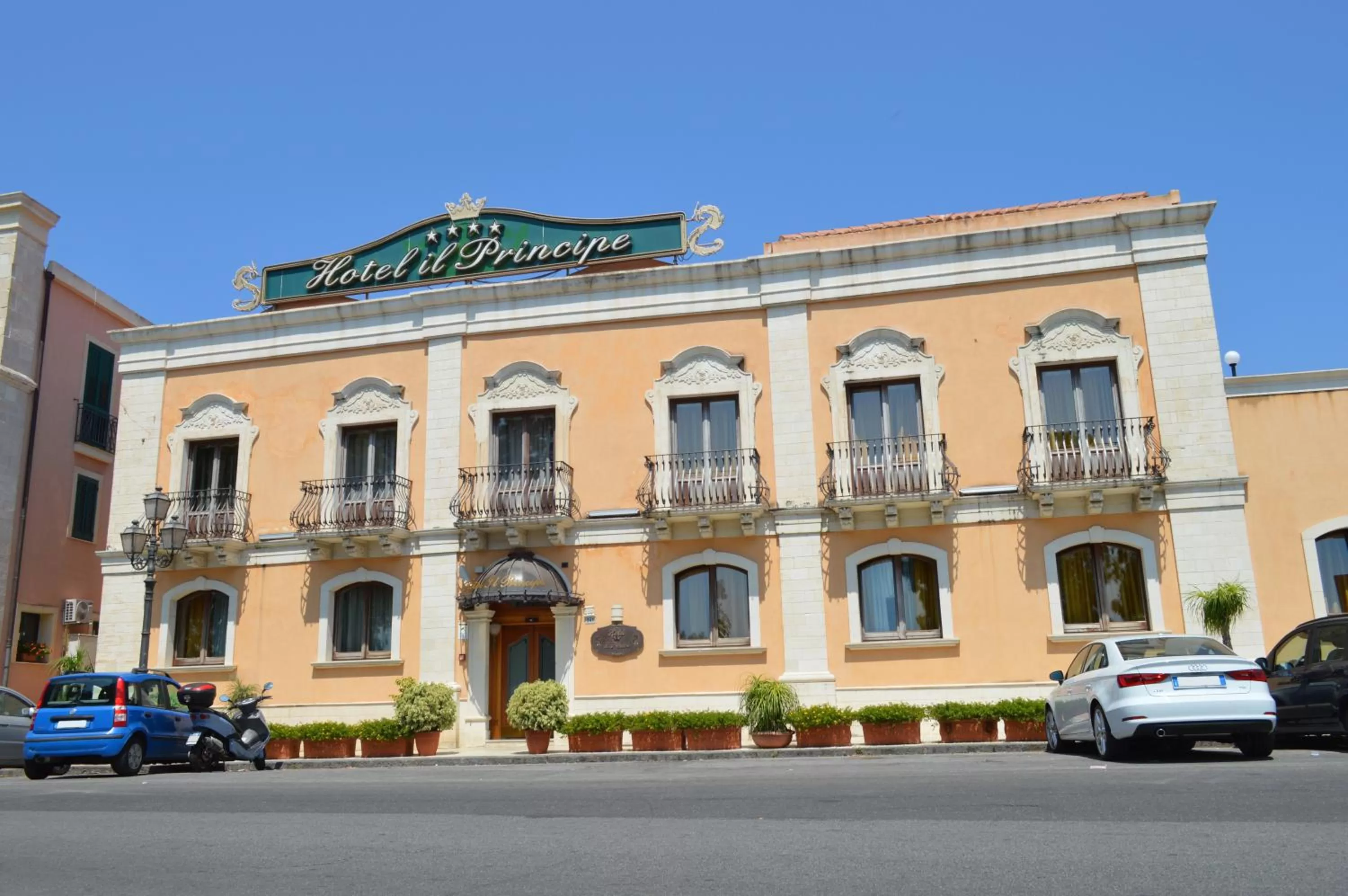 Property building in Hotel Il Principe