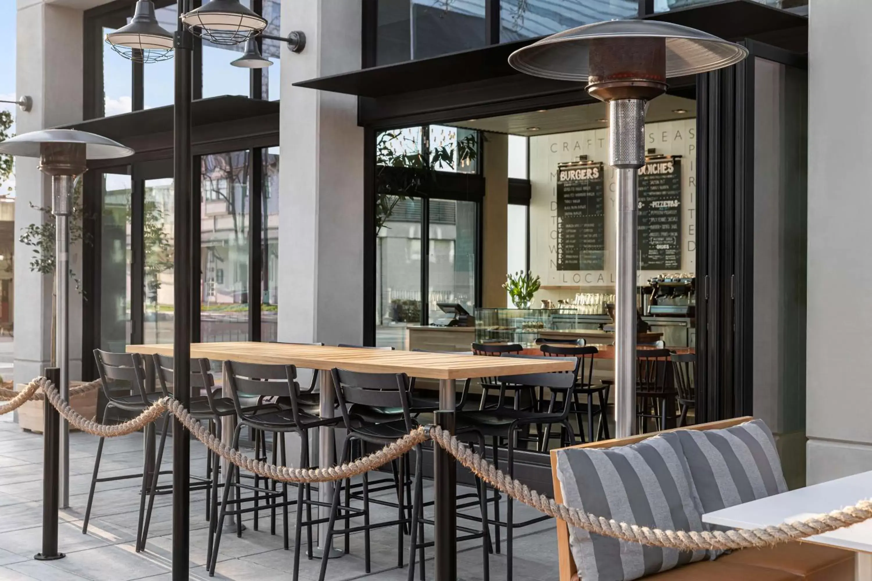 Restaurant/places to eat in Tapestry By Hilton The Fort Sutter Hotel Sacramento, Ca Restaurant/places to eat in Tapestry By Hilton The Fort Sutter Hotel Sacramento, Ca