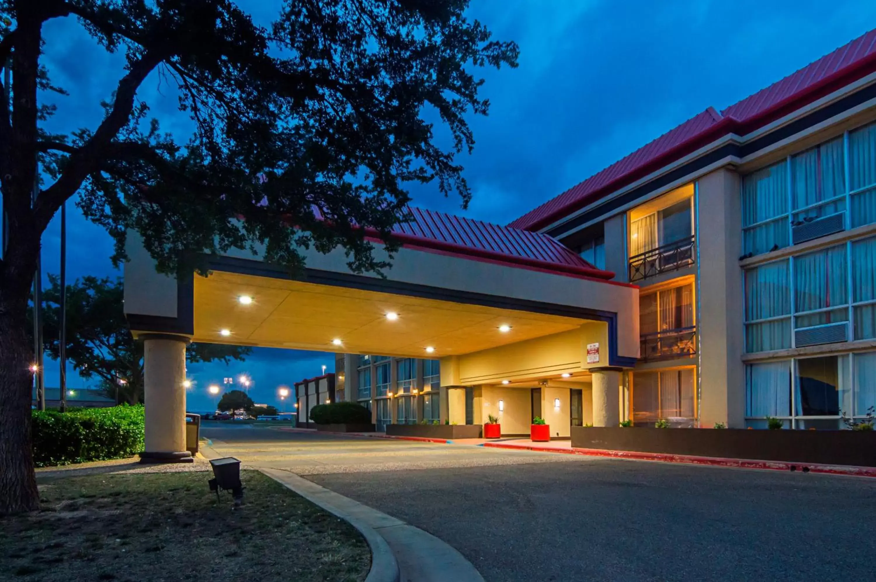 Property Building in Red Roof Inn & Conference Center Lubbock