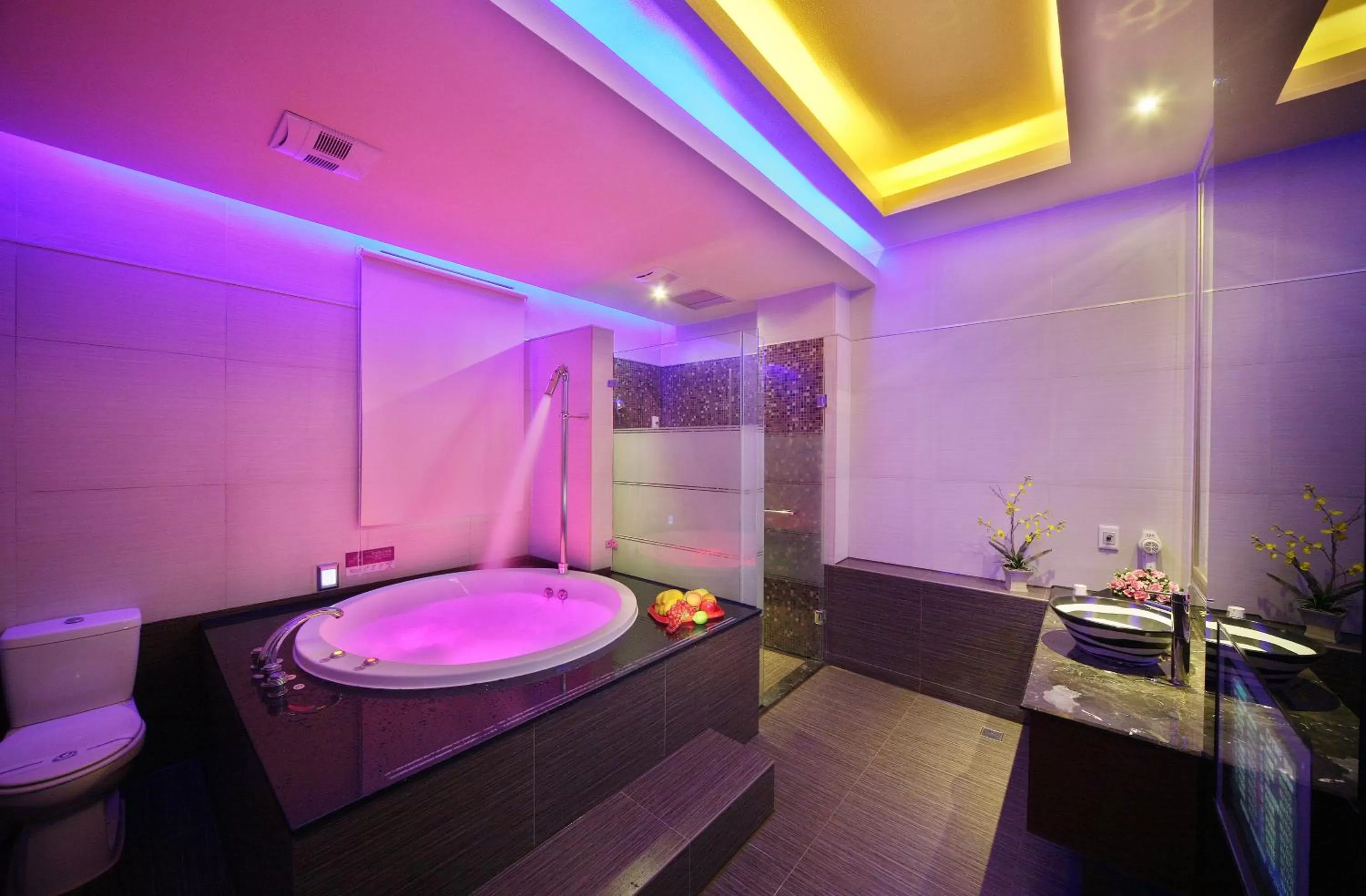 Bathroom in Shining Motel