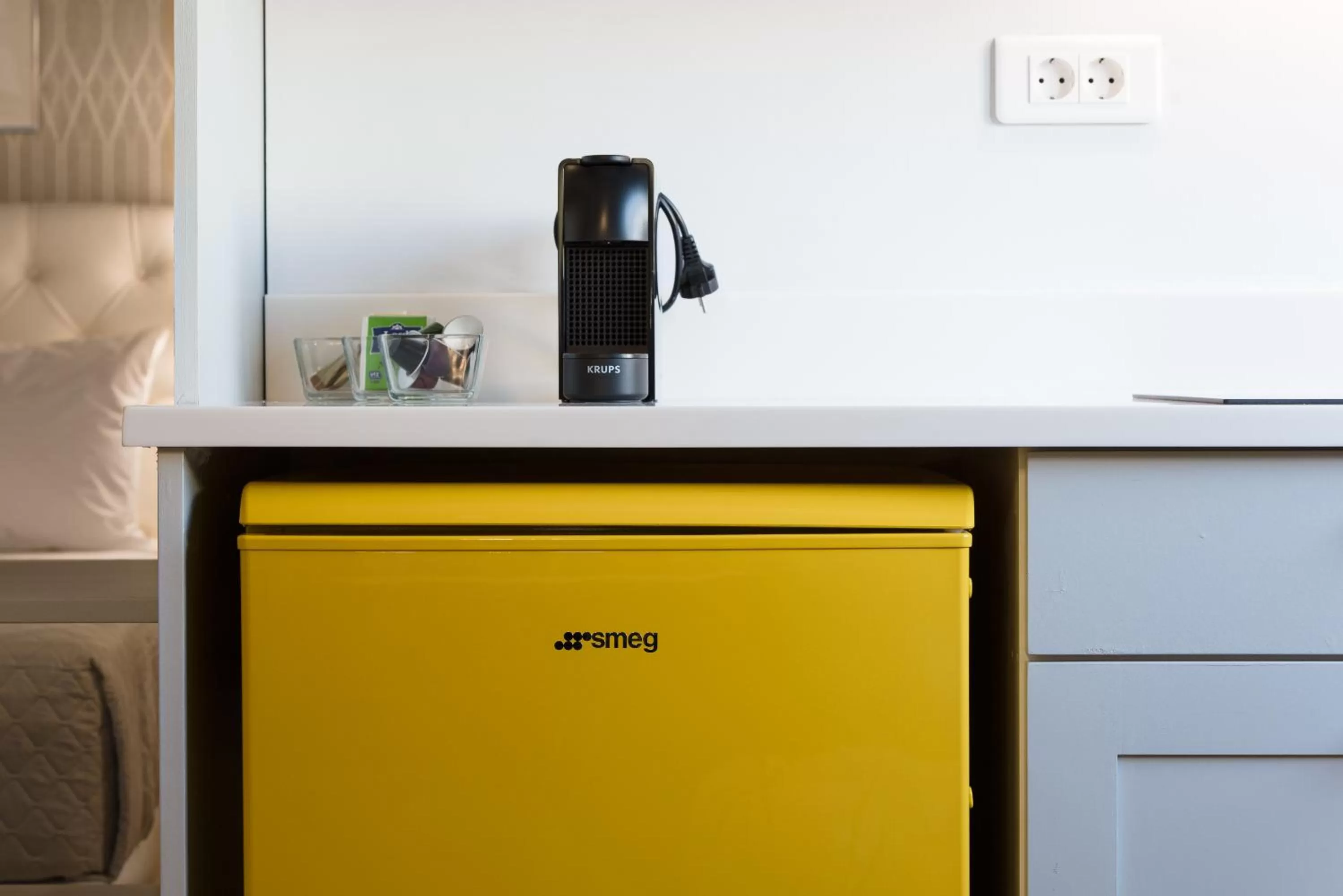 Coffee/tea facilities in Downtown Athens Lofts - The Acropolis Observatory