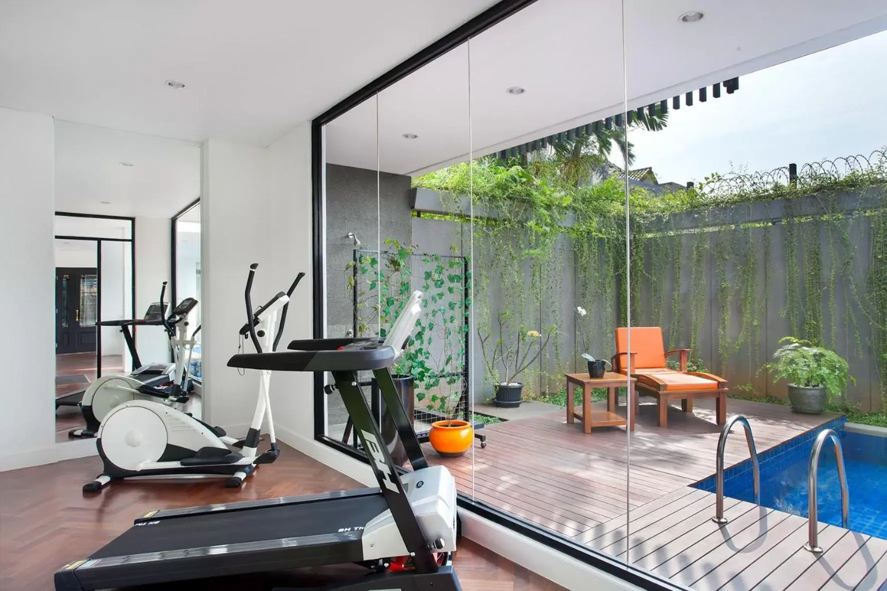 Fitness centre/facilities, Fitness Center/Facilities in White Tree Residence