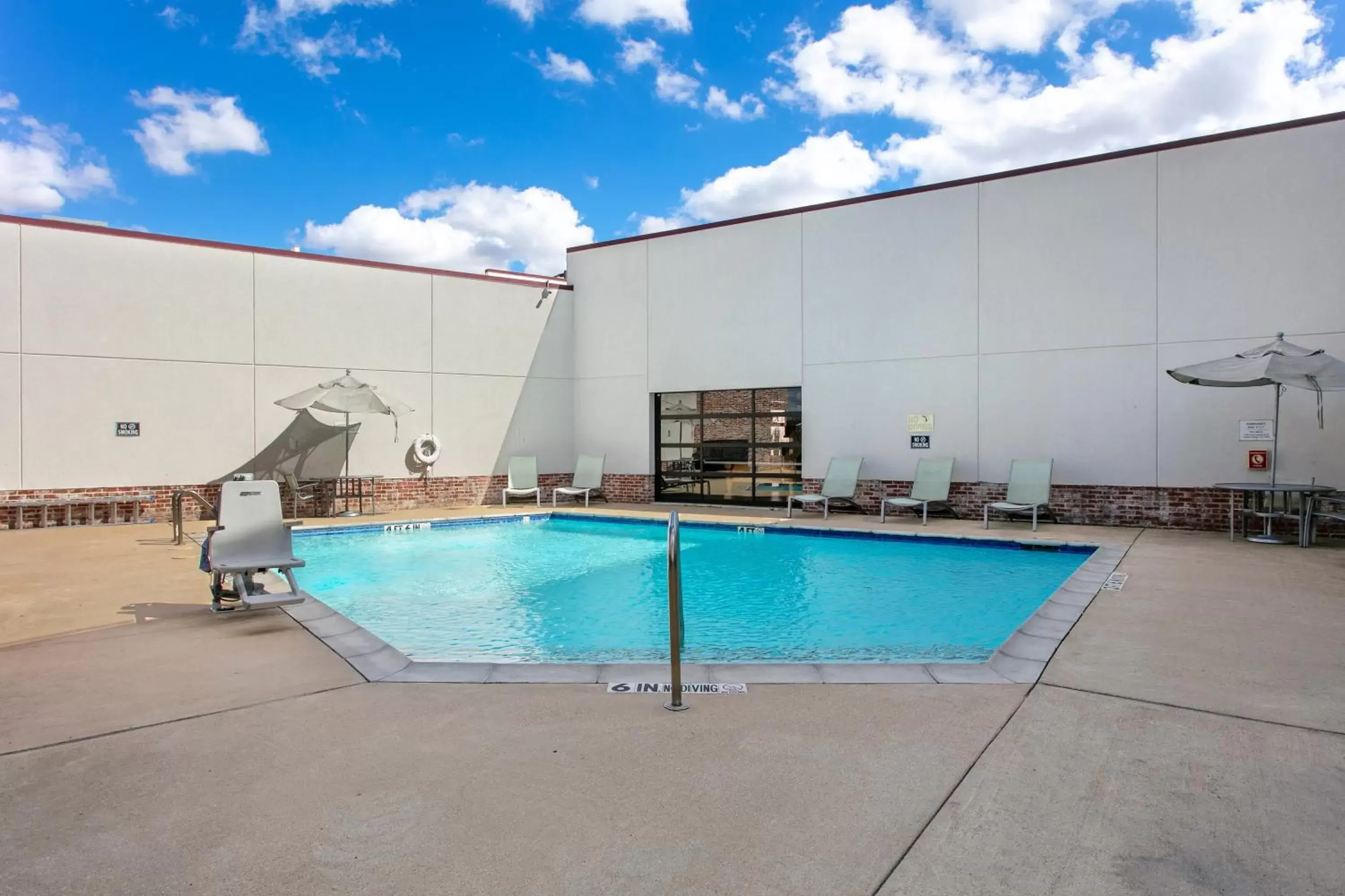 Swimming Pool in Aggieland Boutique Hotel