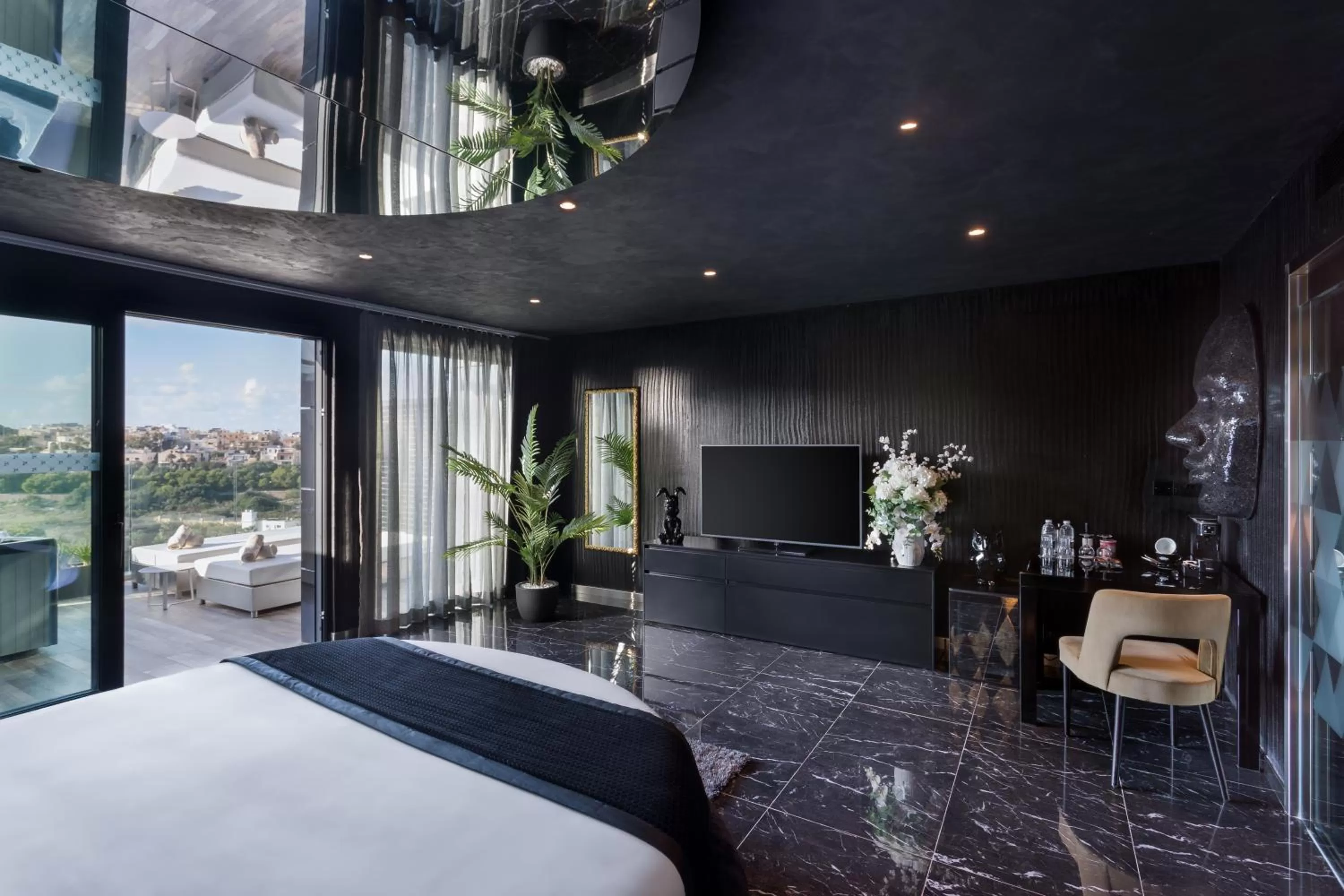 Balcony/Terrace, Bed in H Hotel & SPA - Adults Only