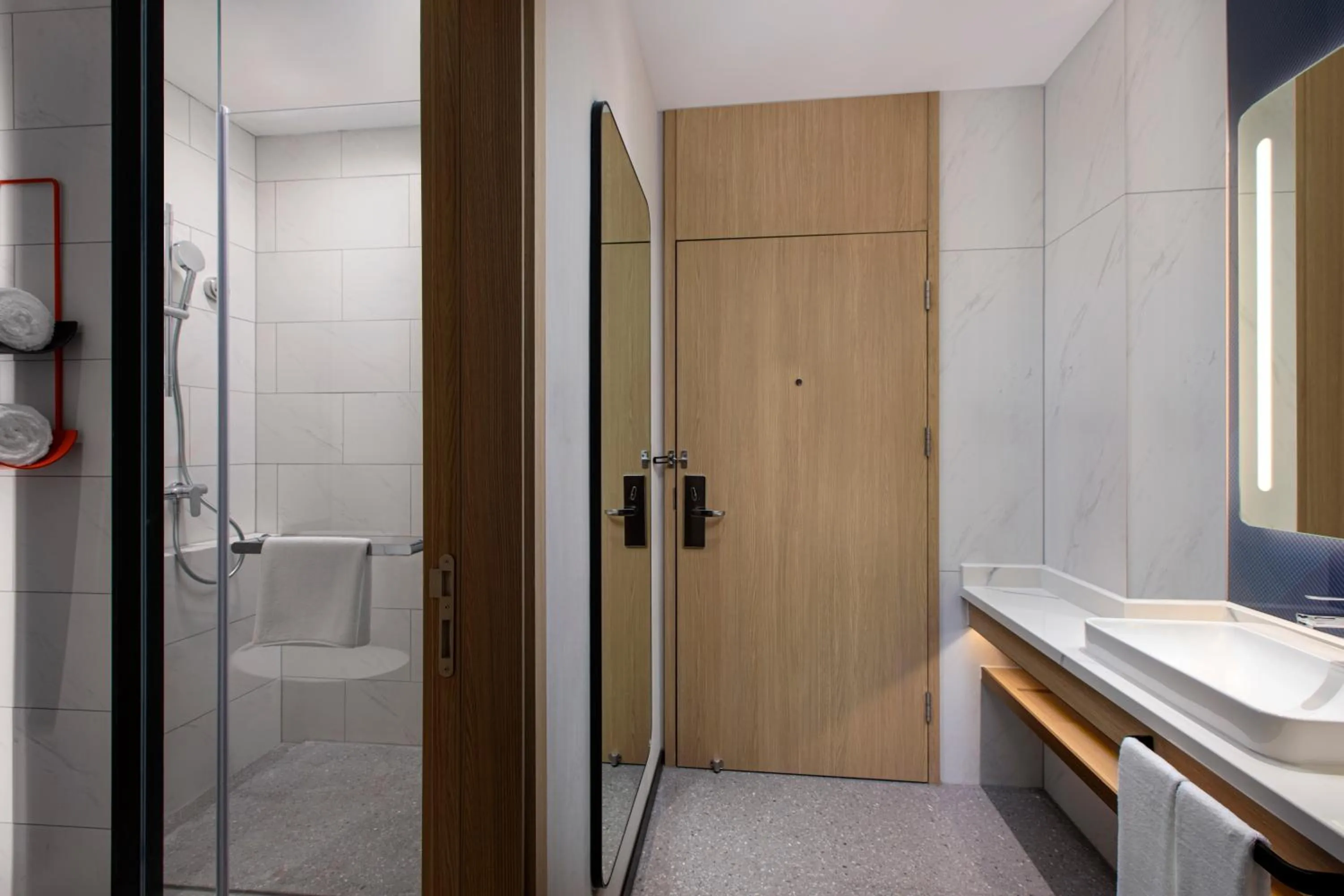 Toilet in Holiday Inn Express Beijing Yizhuang Center by IHG