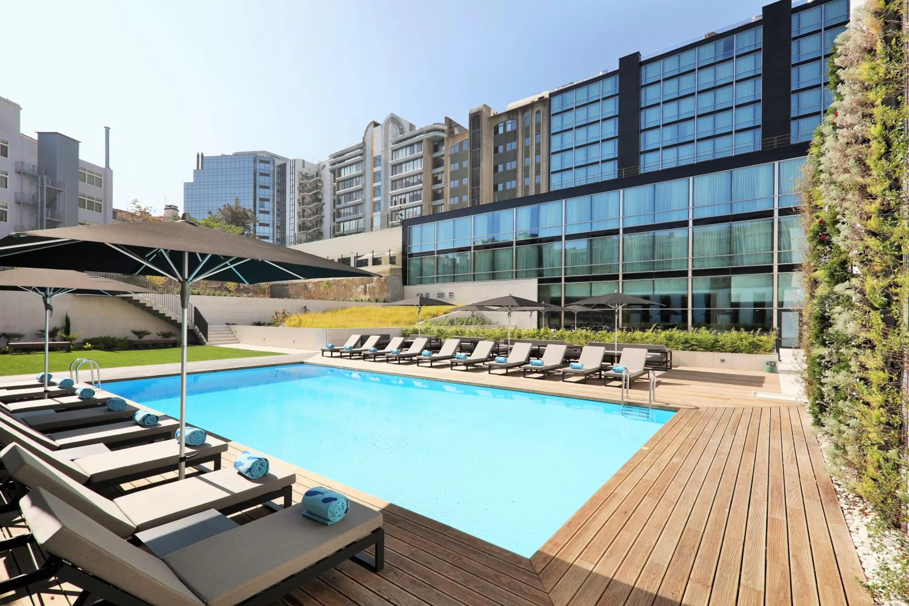 Swimming pool in Iberostar Selection Lisboa