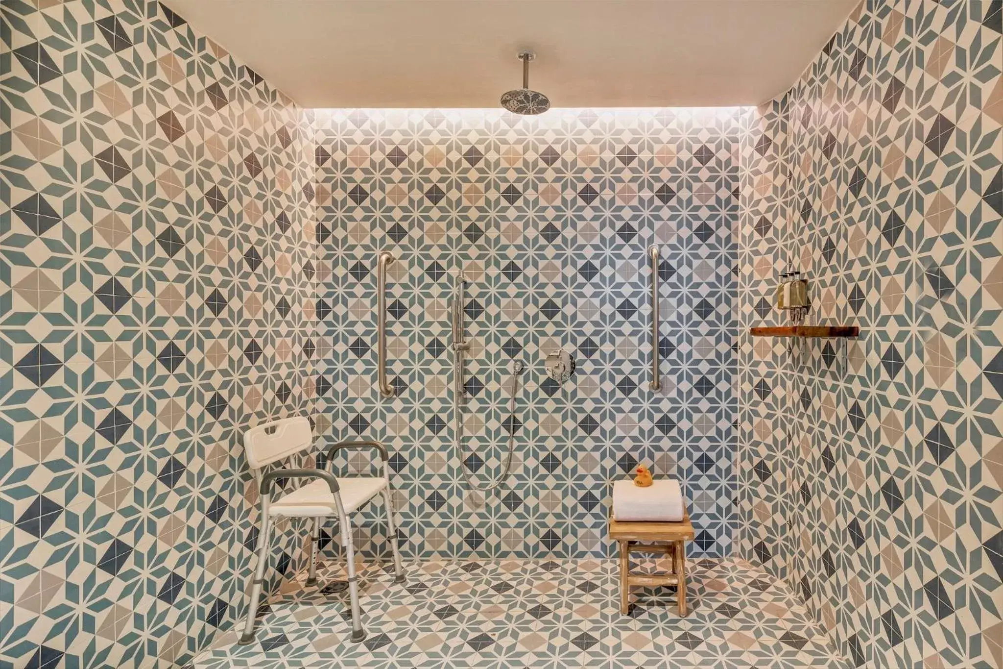 Bathroom in Live Aqua San Miguel de Allende Urban Resort