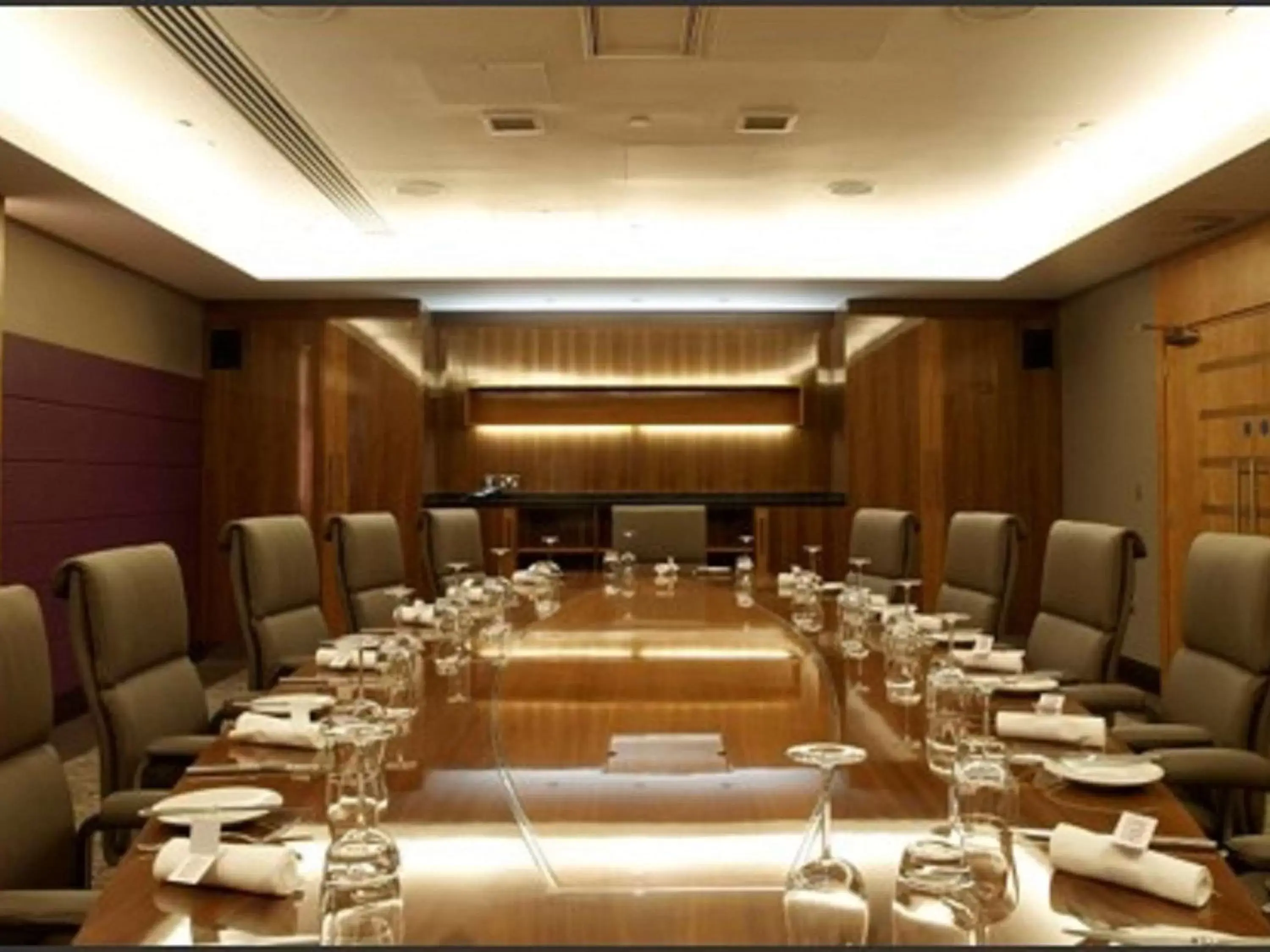 Meeting/conference room in Sofitel London Heathrow