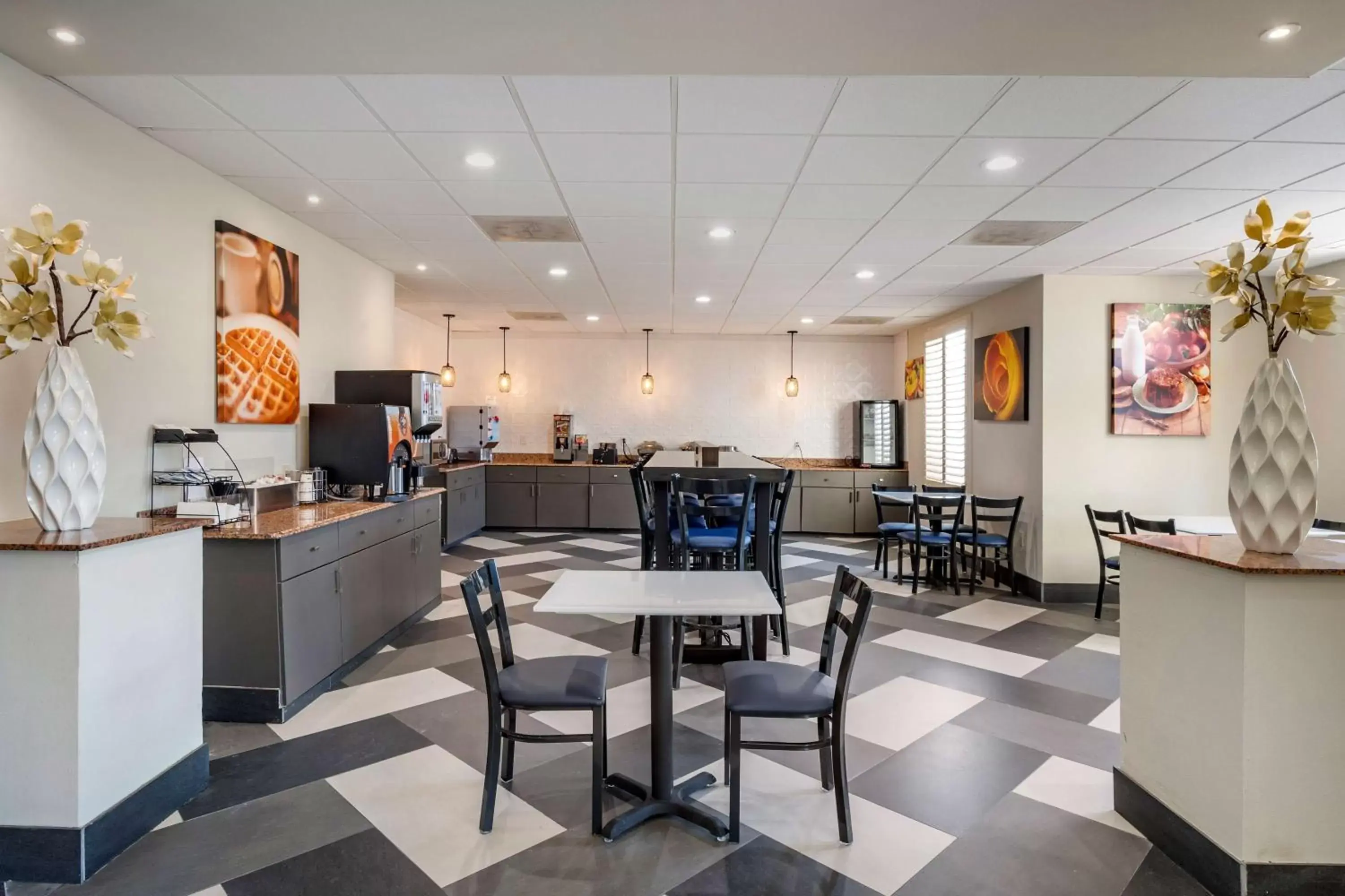 Breakfast, Restaurant/Places to Eat in Best Western Plus McKinney Inn and Suites