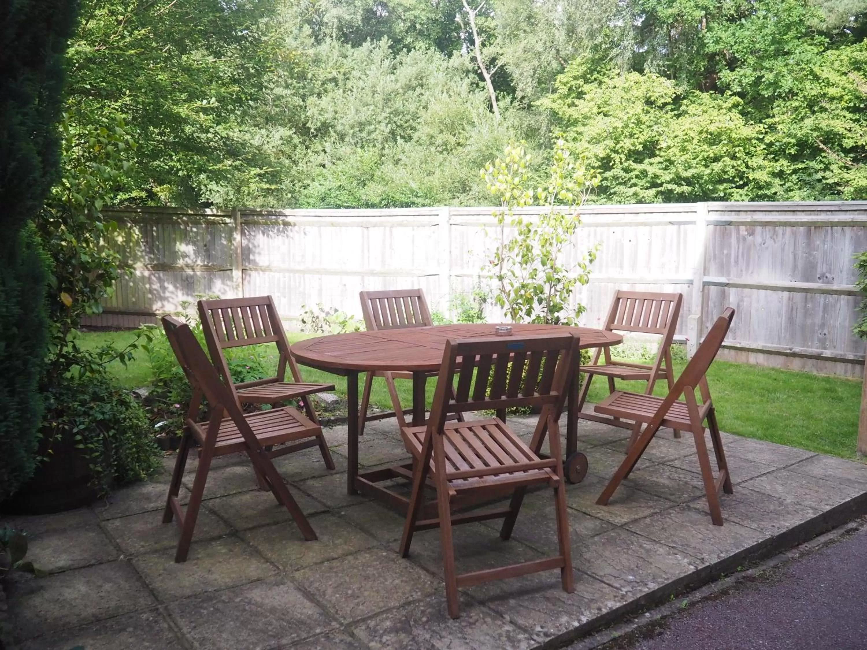 Balcony/Terrace in Bel And The Dragon-Churt