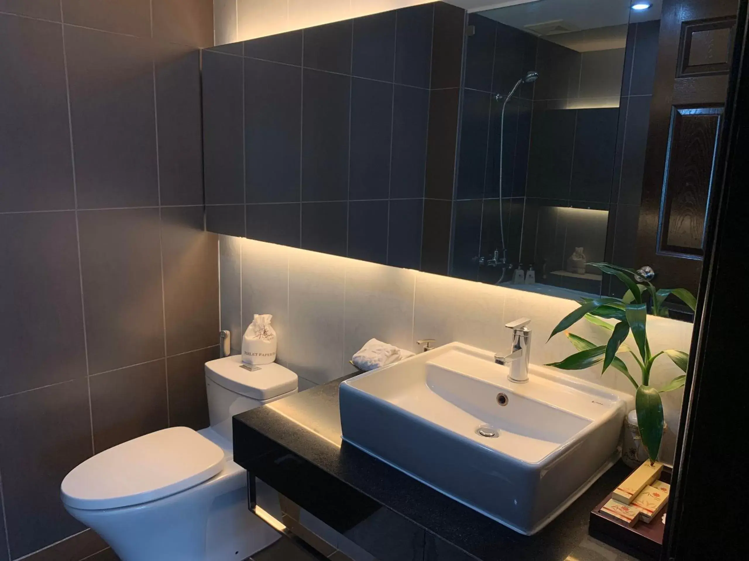 Bathroom in Anise Hotel & Spa Hanoi