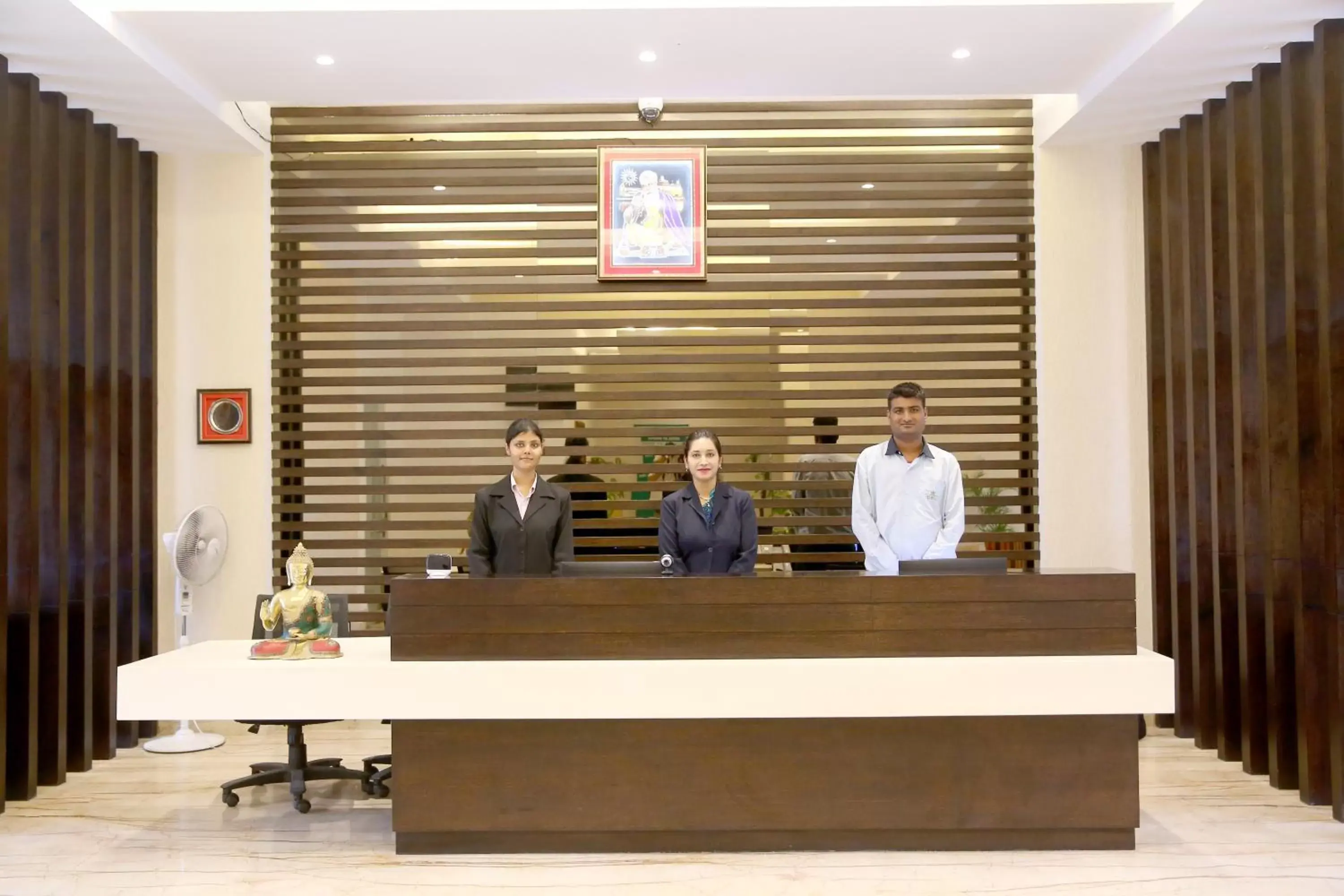 Staff in Le Roi Udaipur