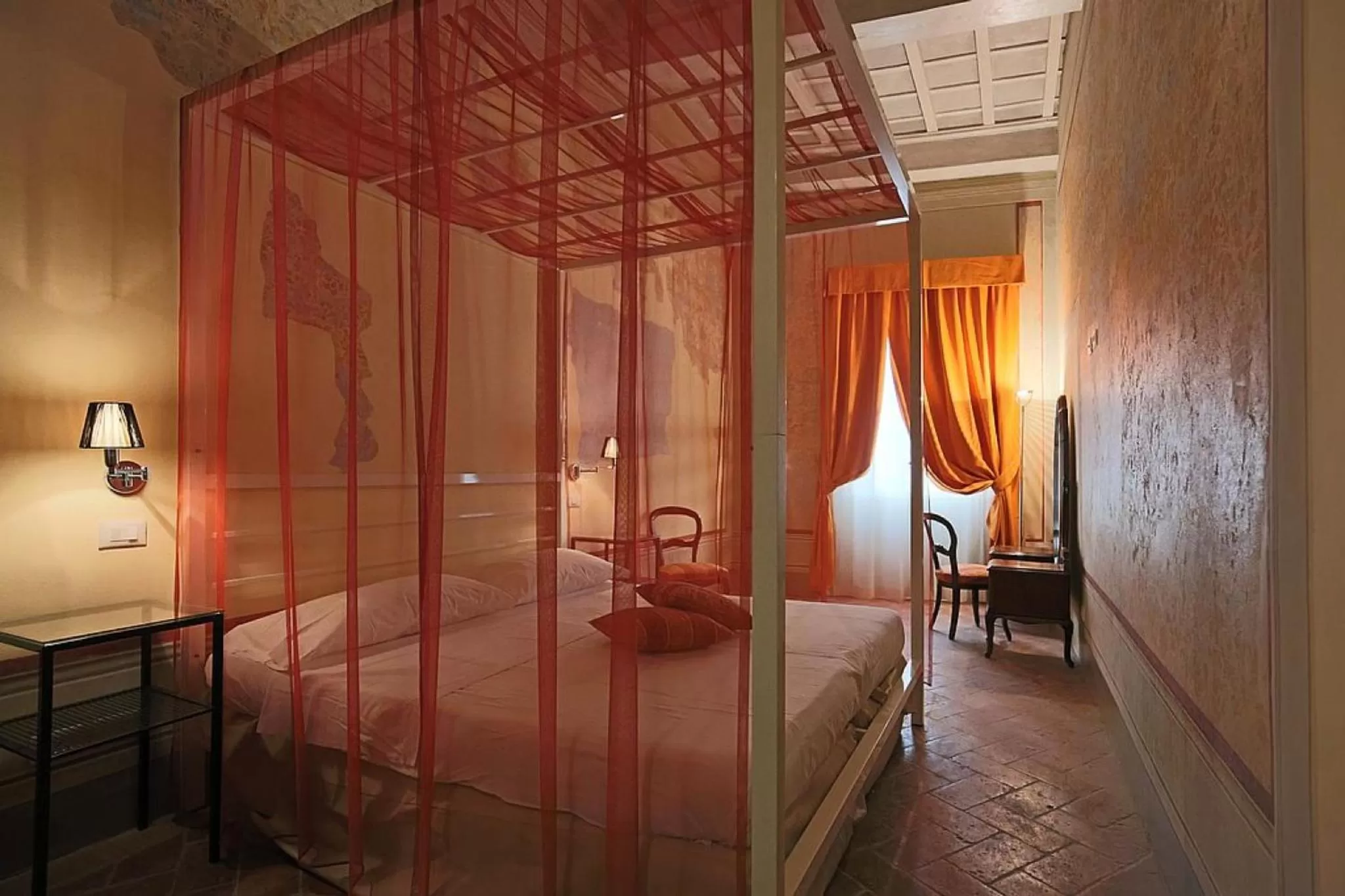 Bedroom in Uffizi Harmony