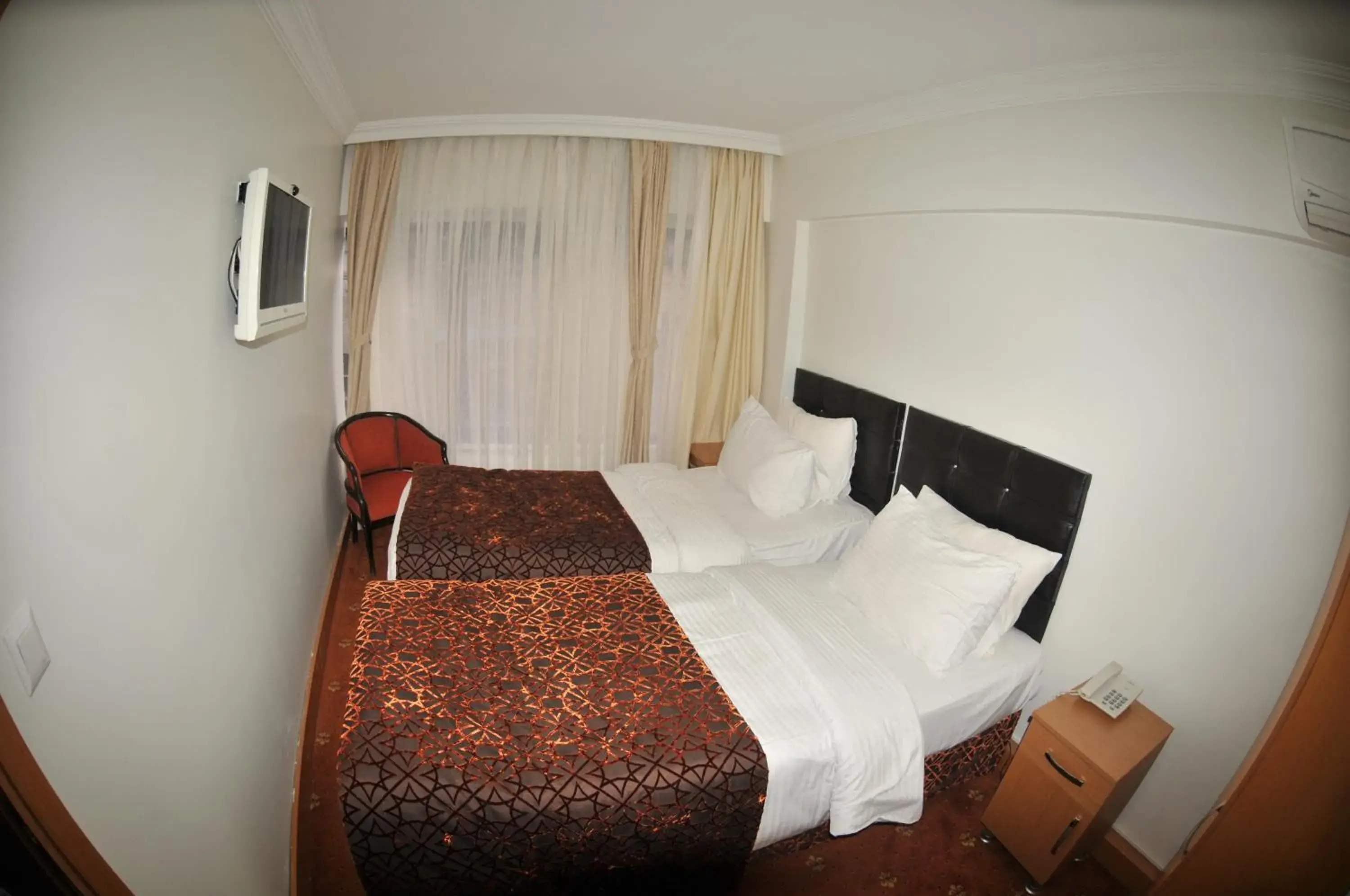 Photo of the whole room in Palace Point Hotel Photo of the whole room in Palace Point Hotel