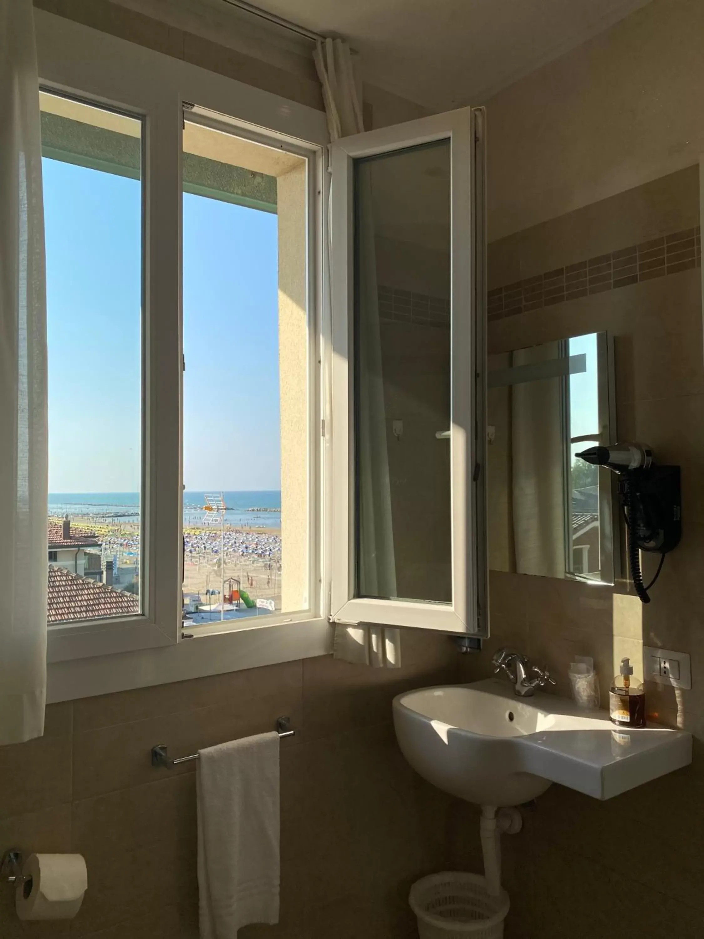 Bathroom in Marina Beach Suite Hotel