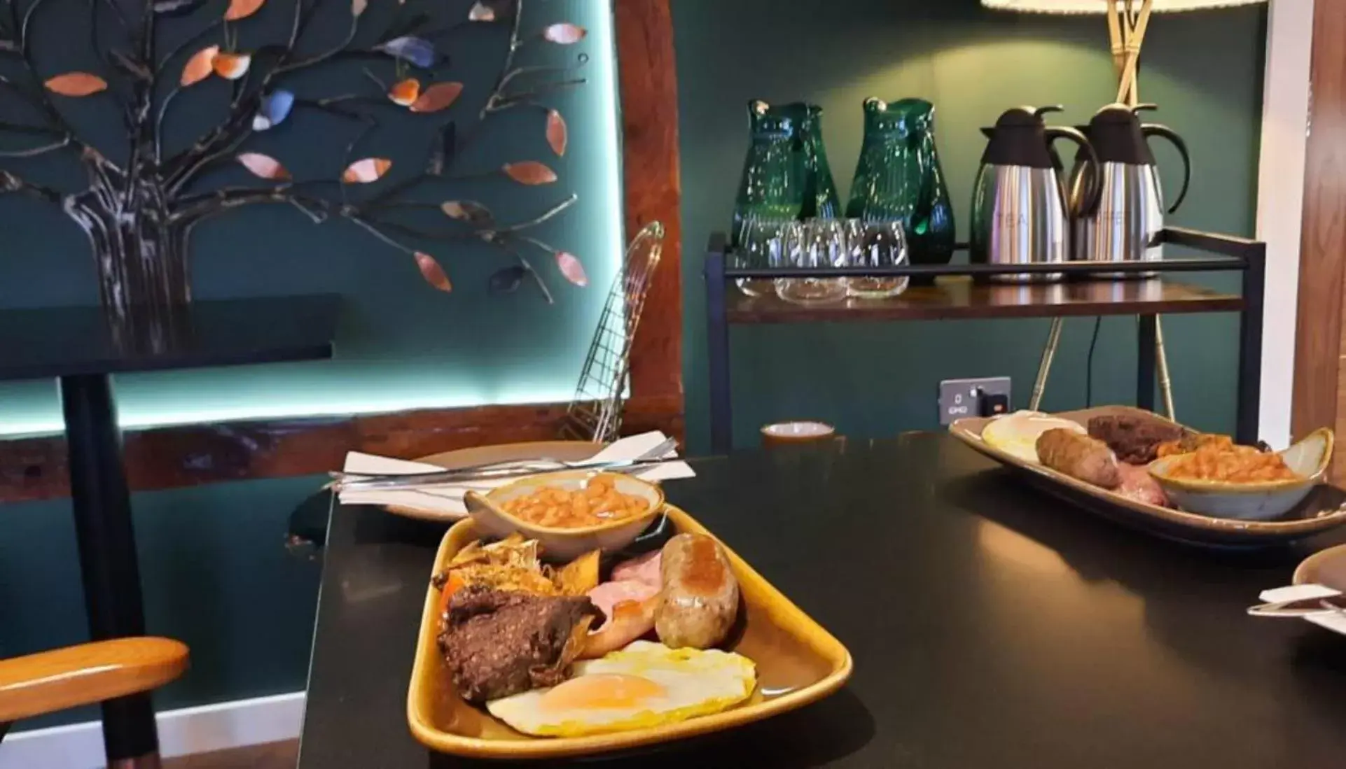 Restaurant/places to eat in The Cherry Tree Hotel Restaurant/places to eat in The Cherry Tree Hotel