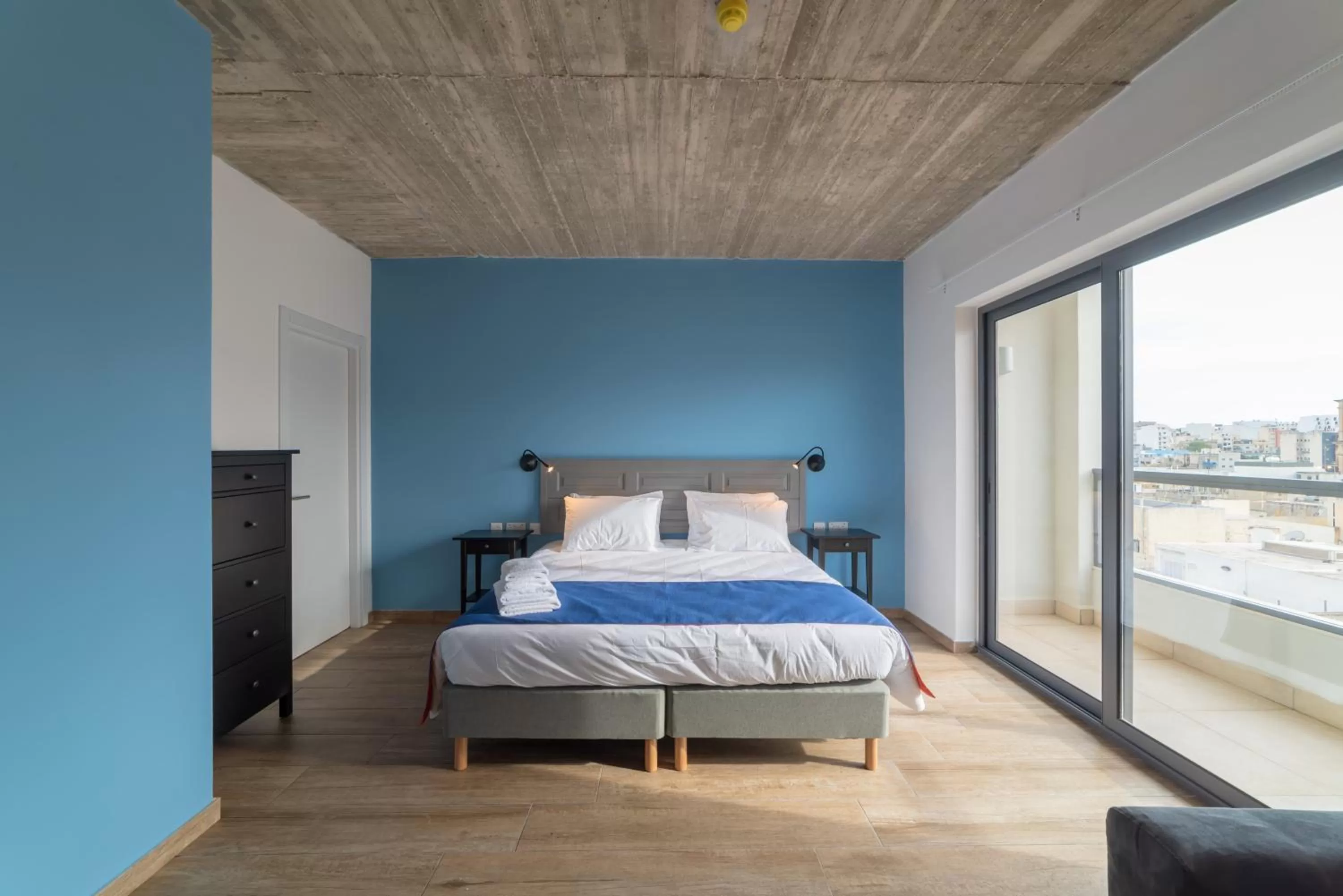 Bed in Chapter 5 Hotel