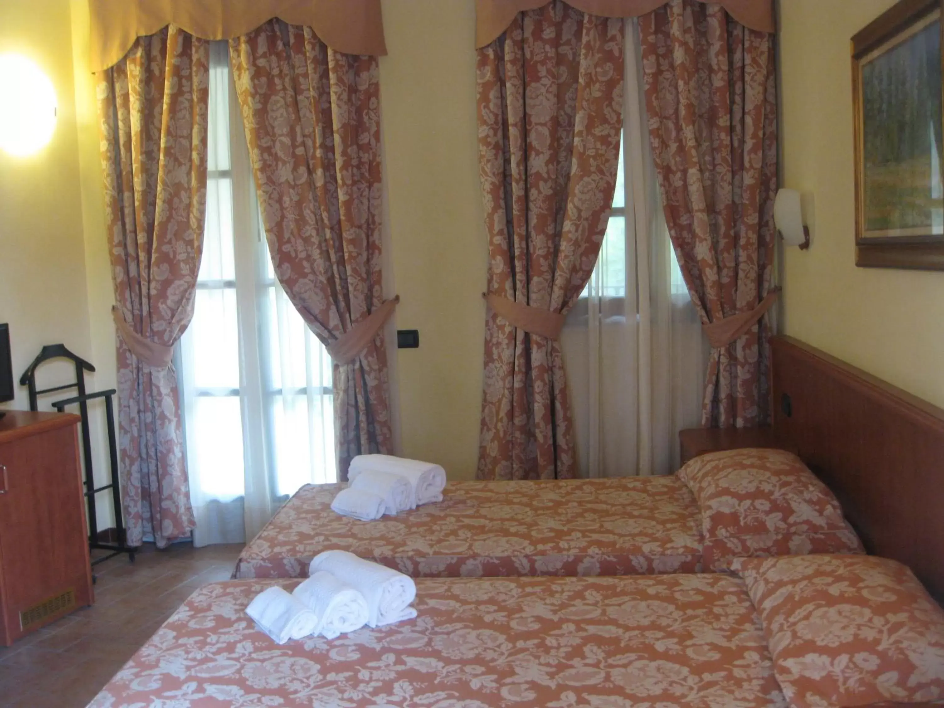 Bed in Albergo Giardino