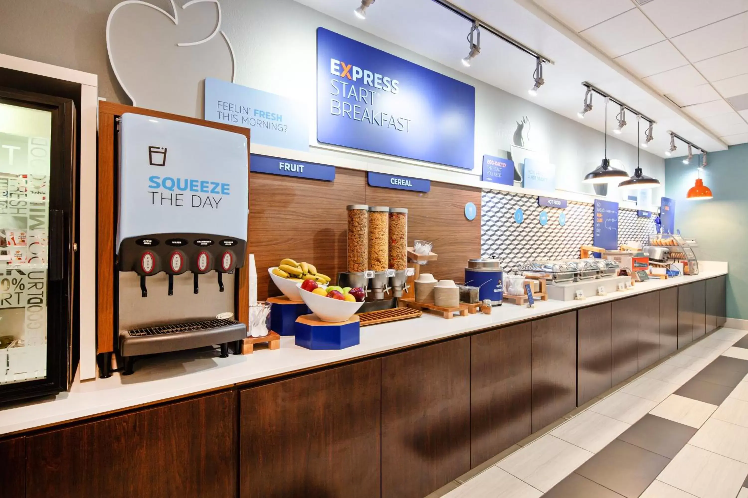 Breakfast in Holiday Inn Express & Suites Rancho Mirage - Palm Spgs Area by IHG Breakfast in Holiday Inn Express & Suites Rancho Mirage - Palm Spgs Area by IHG