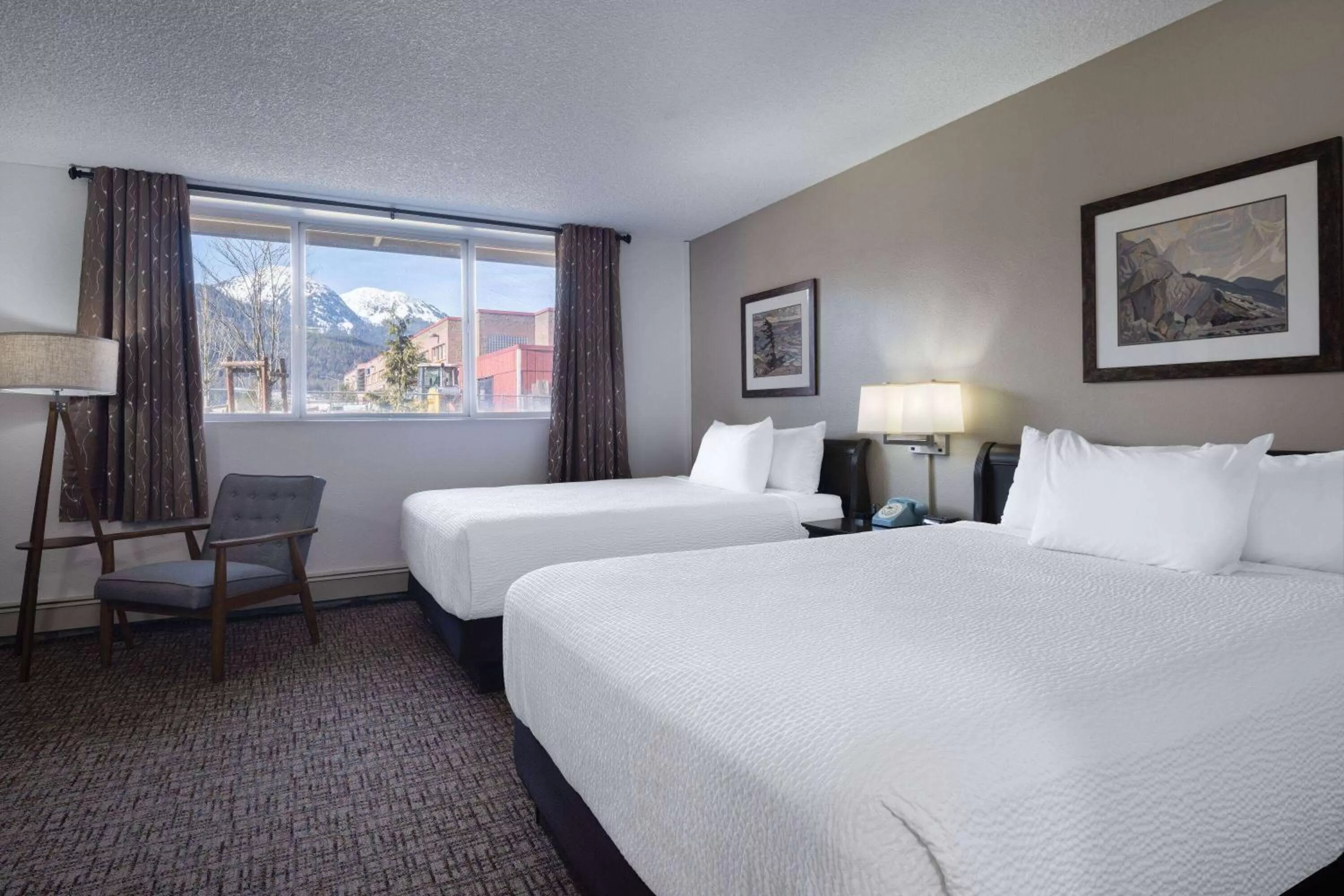 Photo of the whole room, Bed in Ramada by Wyndham Juneau