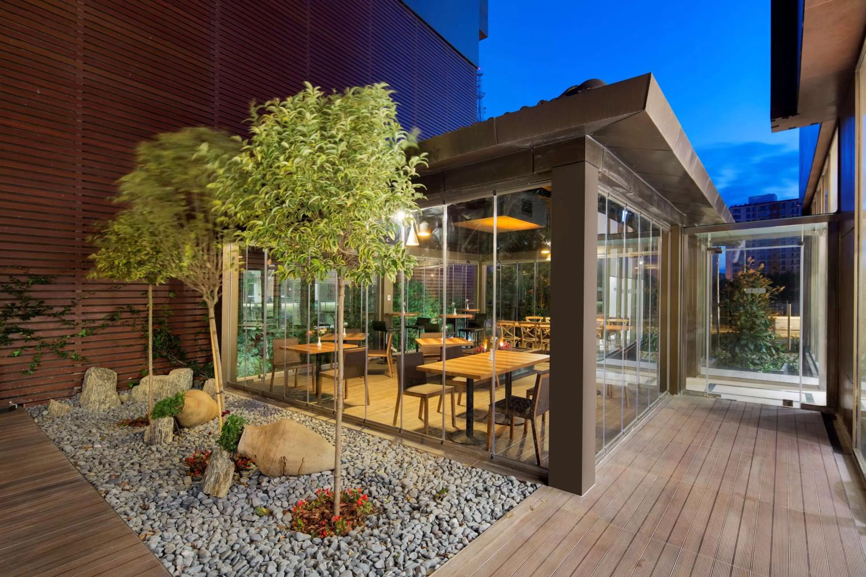 Dining area in Hilton Garden Inn Istanbul Beylikduzu