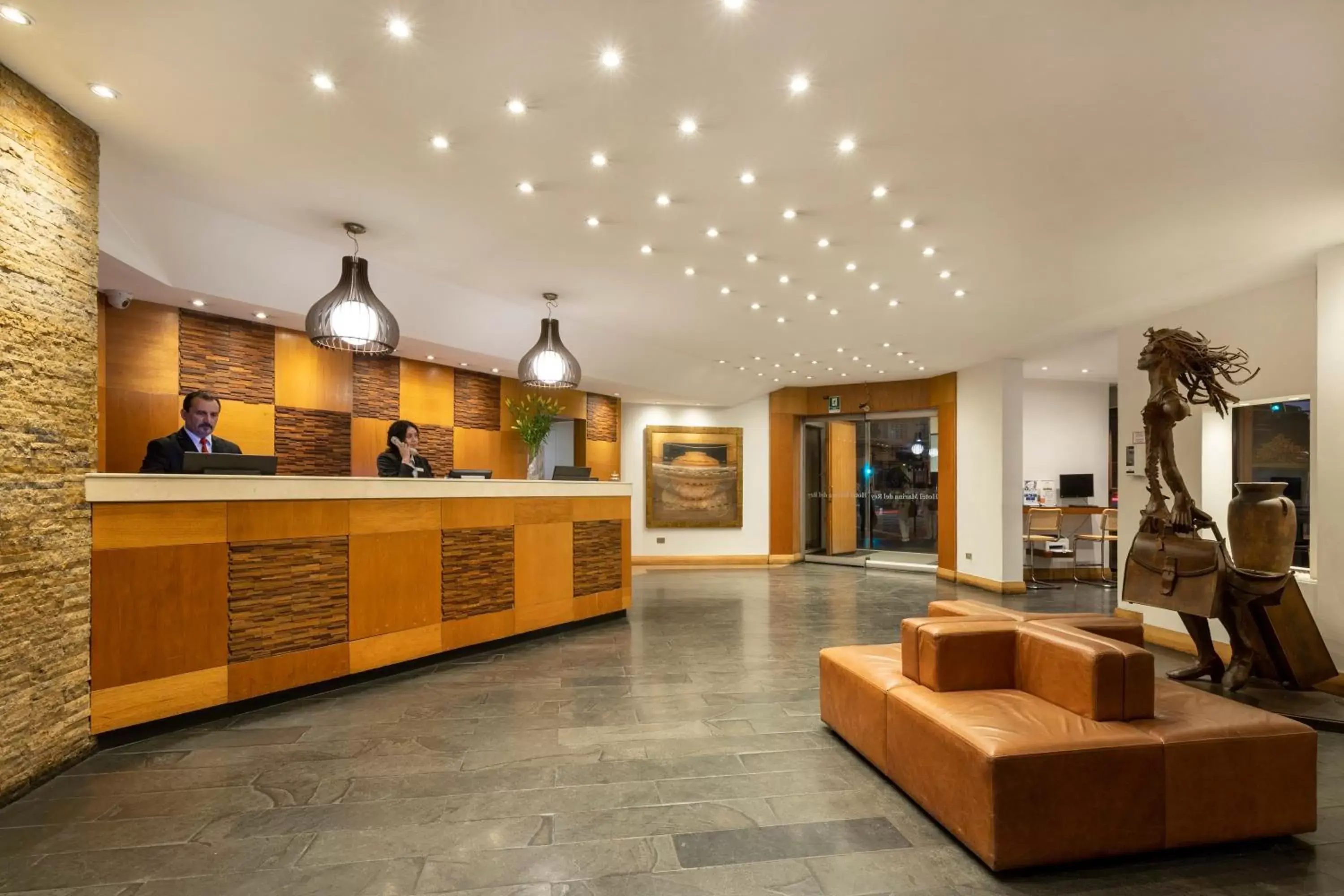 Property building in Best Western Marina del Rey Property building in Best Western Marina del Rey